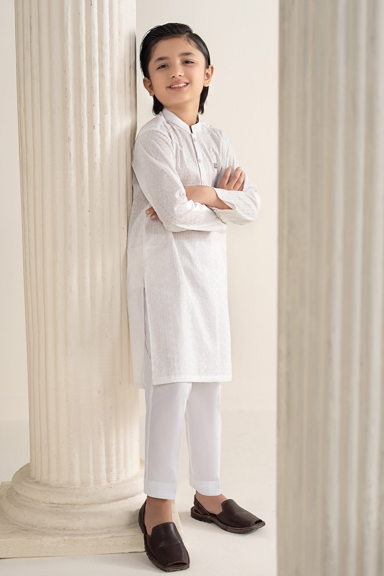 Embroidered Lawn Kurta