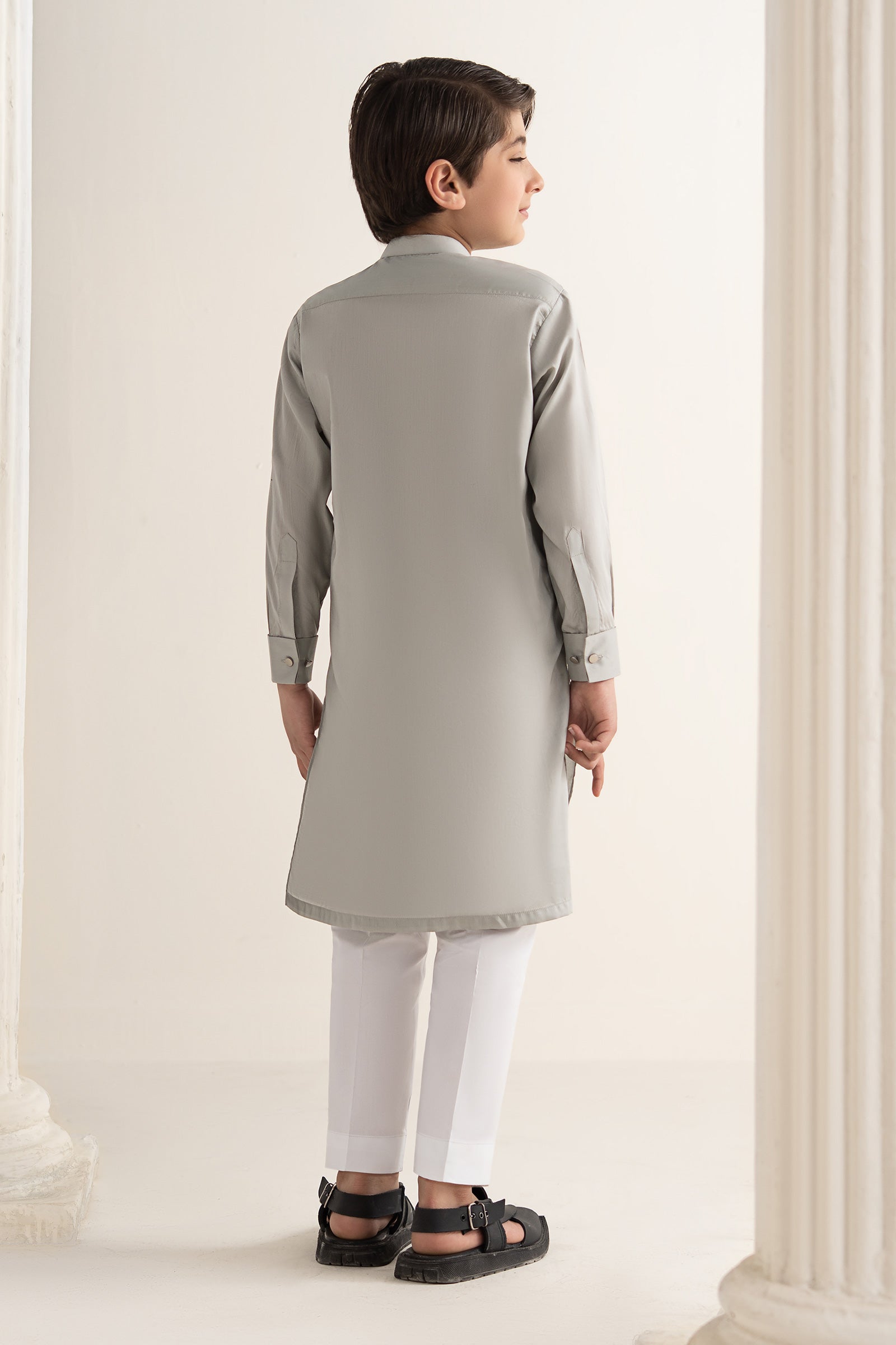 Embroidered Blended Kurta