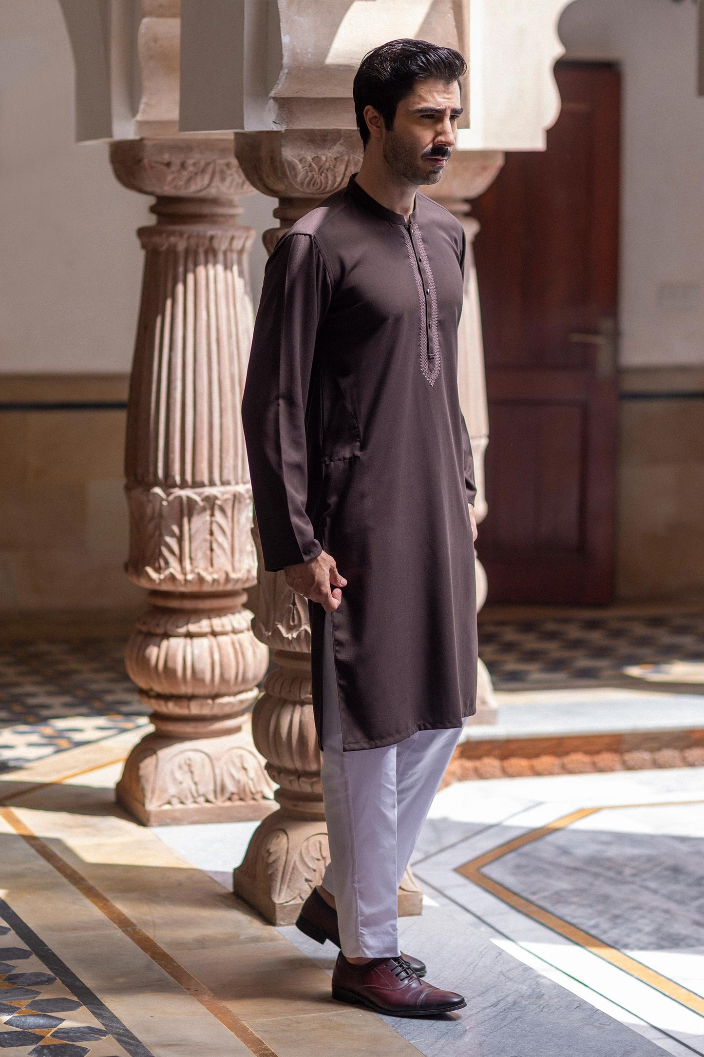 Embroidered Blended Kurta