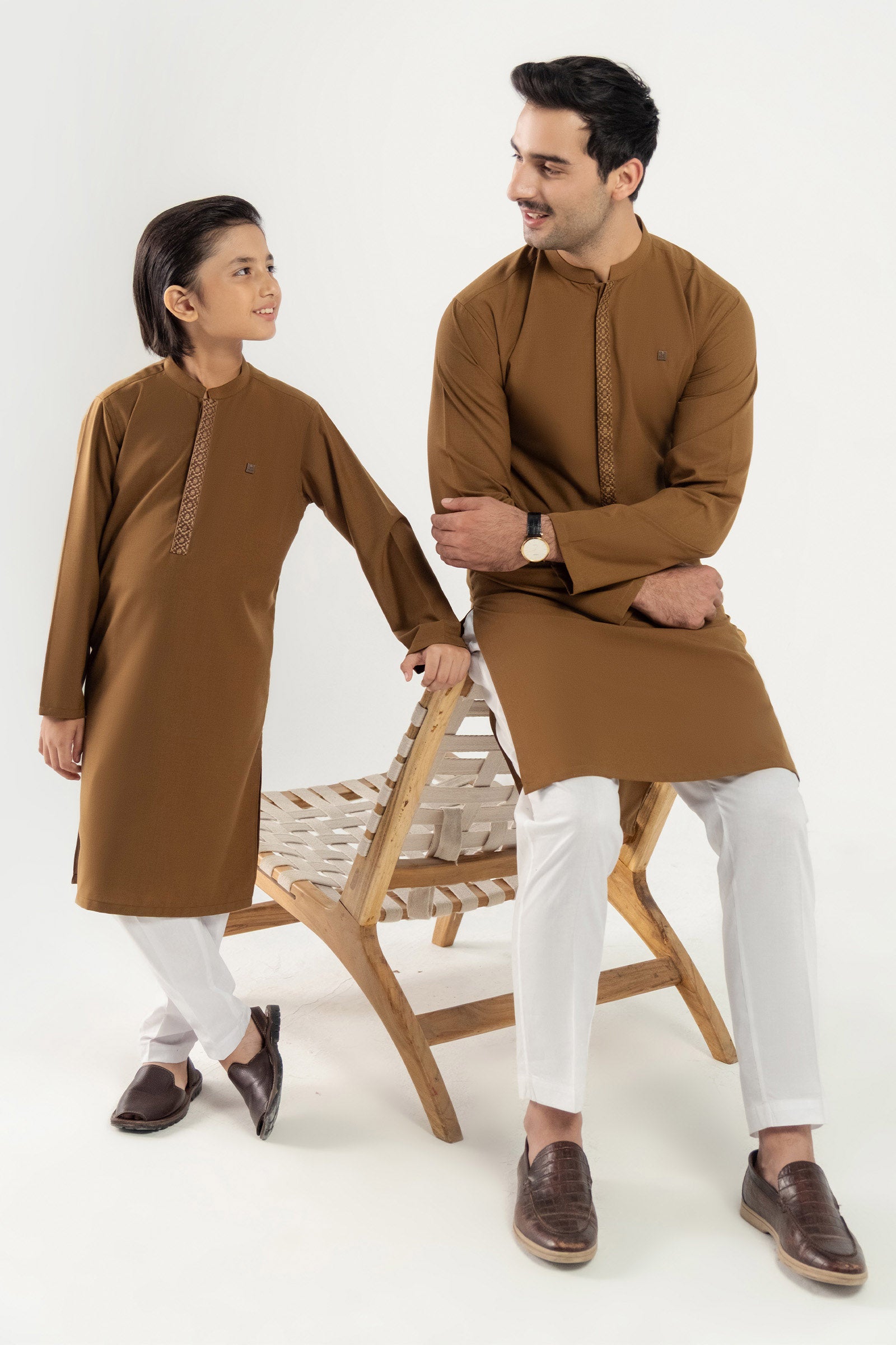 Embroidered Blended Kurta