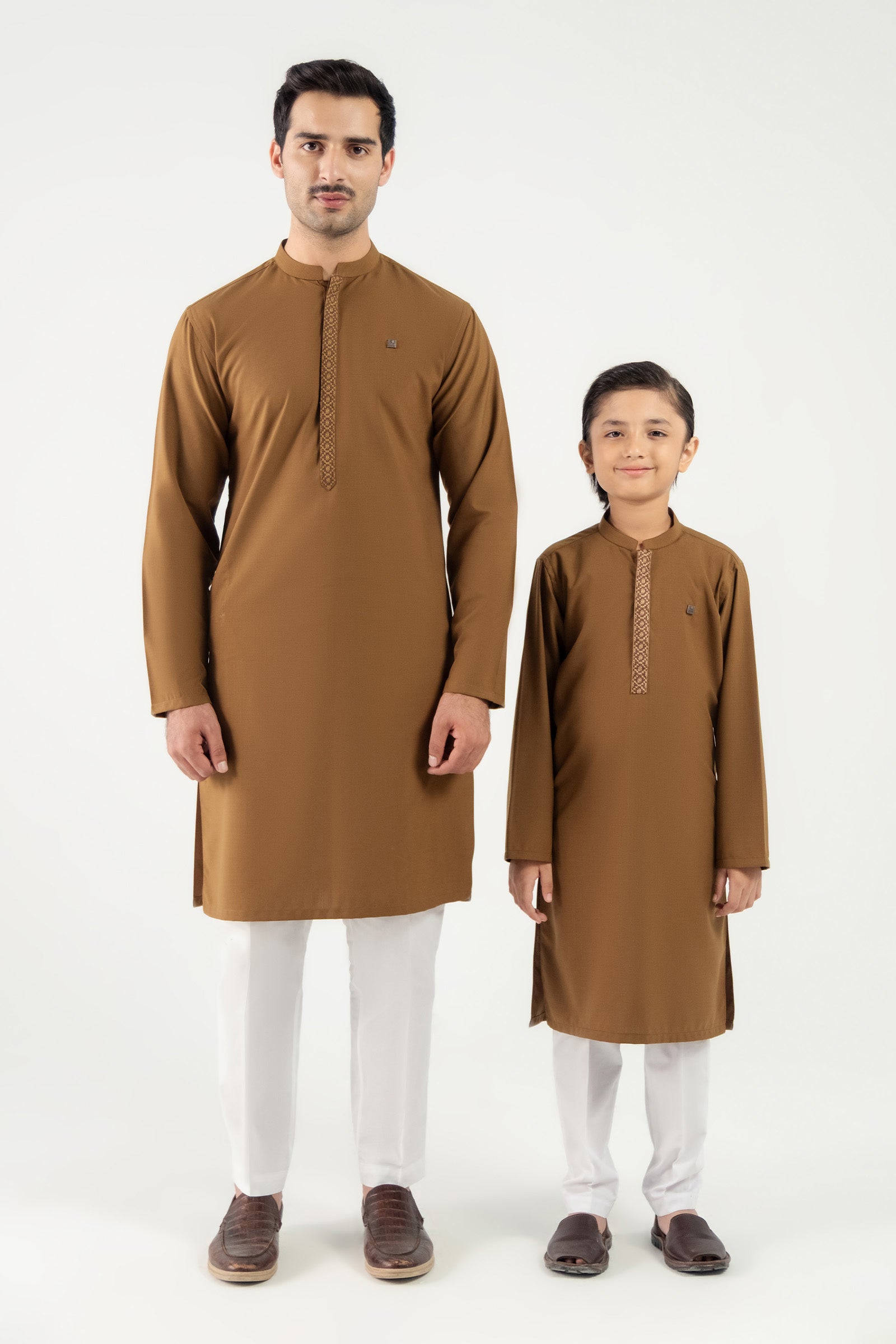 Embroidered Blended Kurta