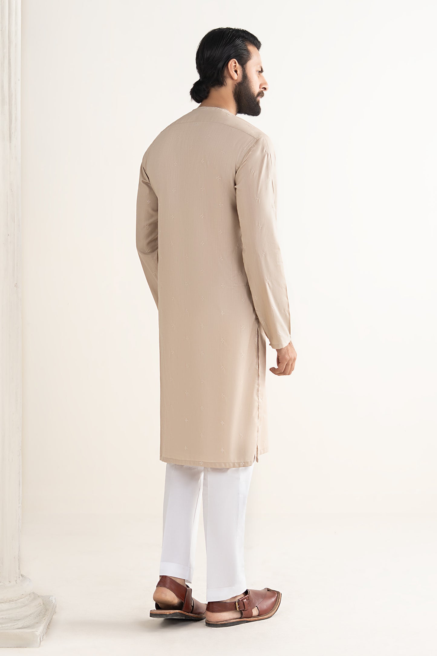 Embroidered Abalone Kurta