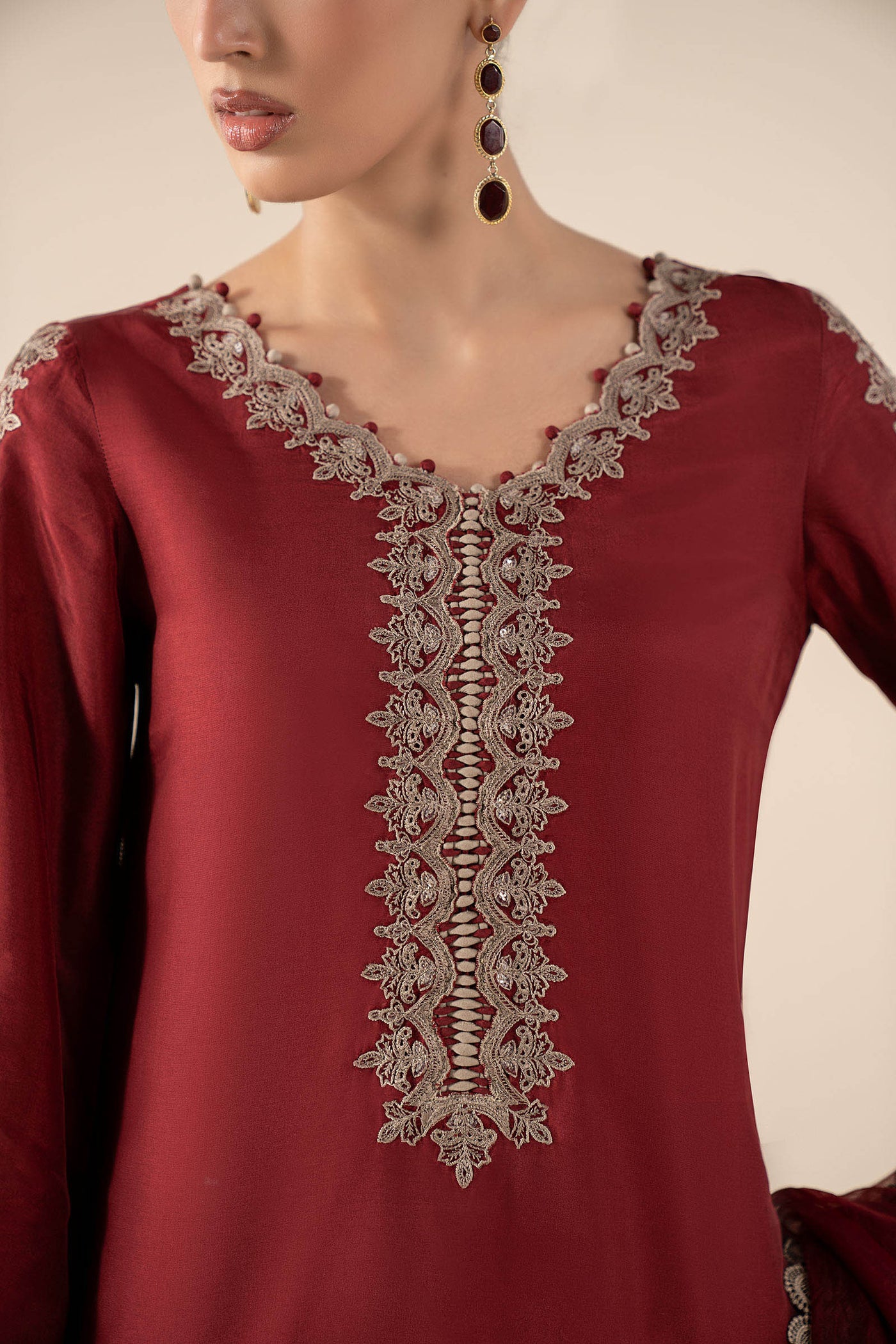 3 Piece Embroidered Tassel Silk Suit