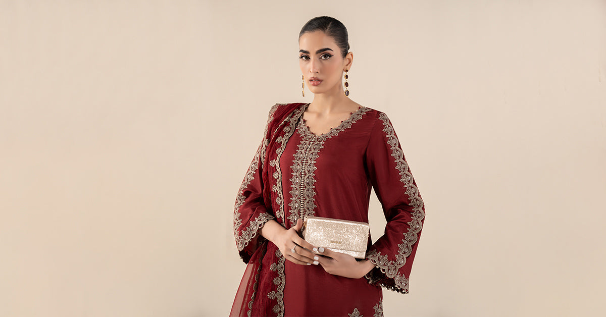 3 Piece Embroidered Tassel Silk Suit