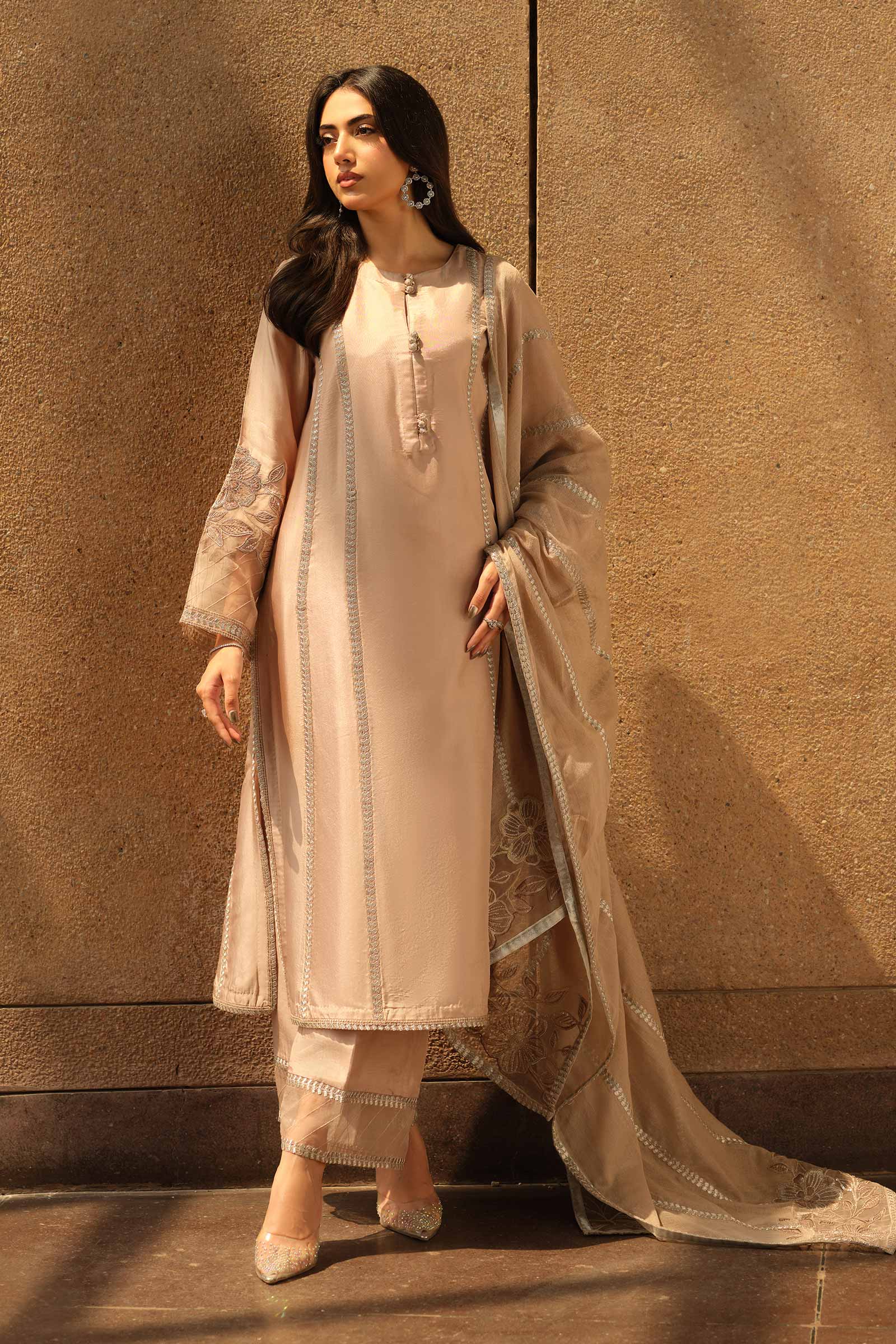 3 Piece Embroidered Tassel Silk Suit