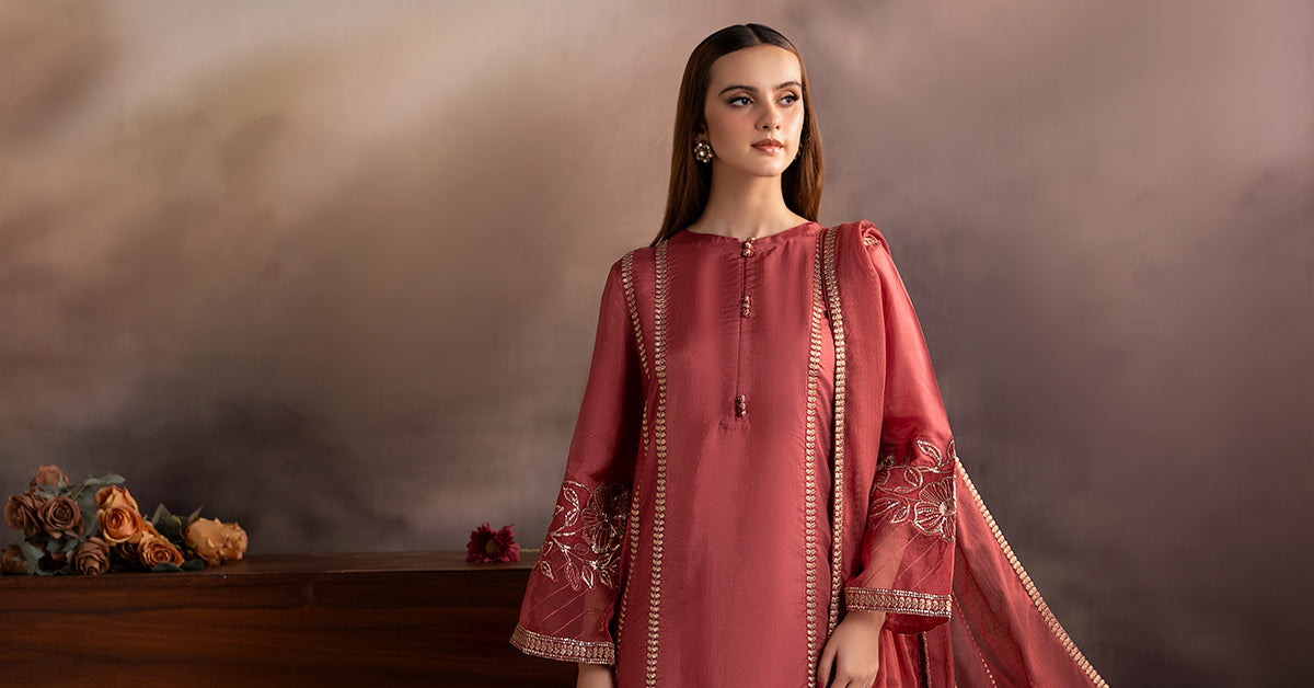 3 Piece Embroidered Tassel Silk Suit