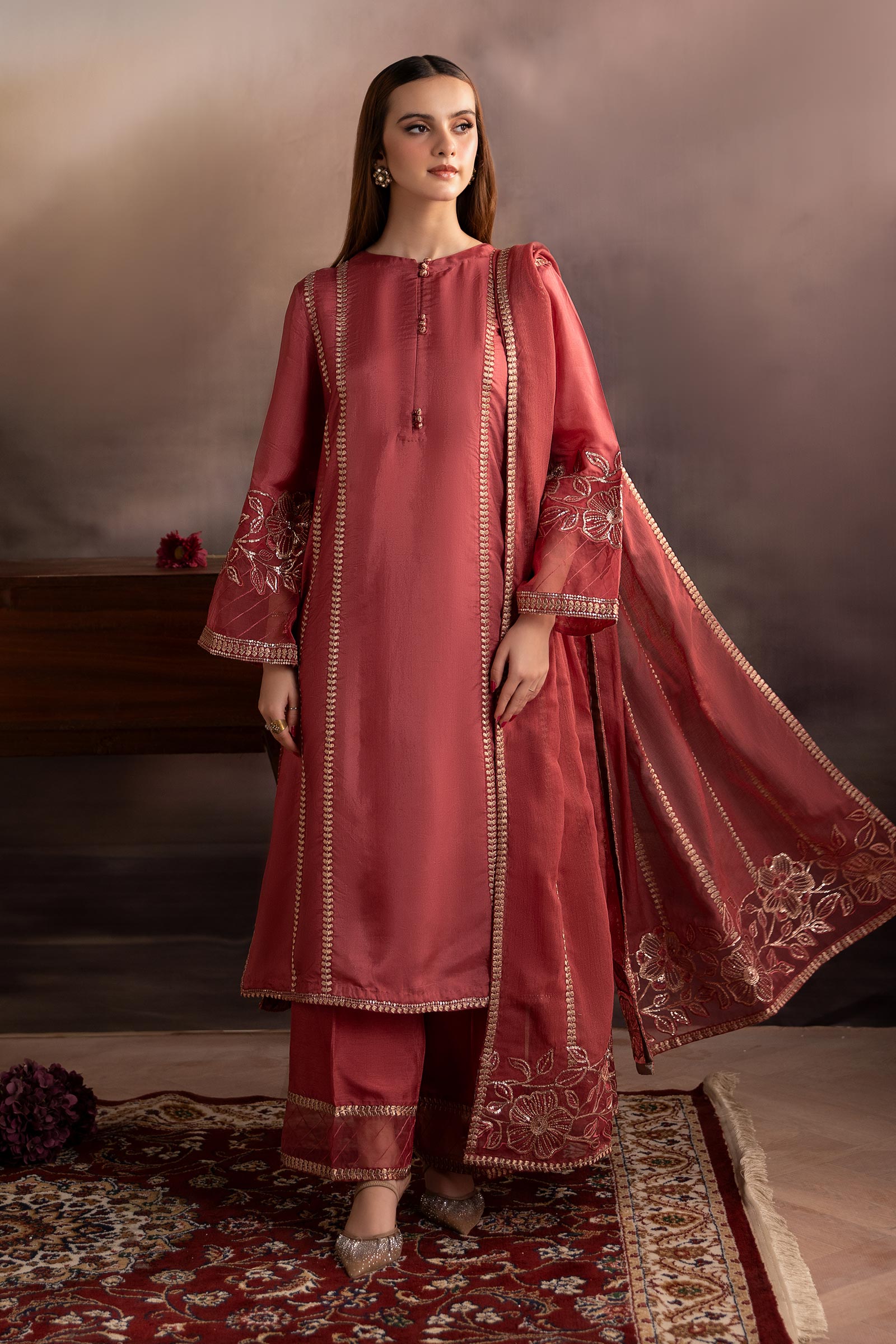 3 Piece Embroidered Tassel Silk Suit