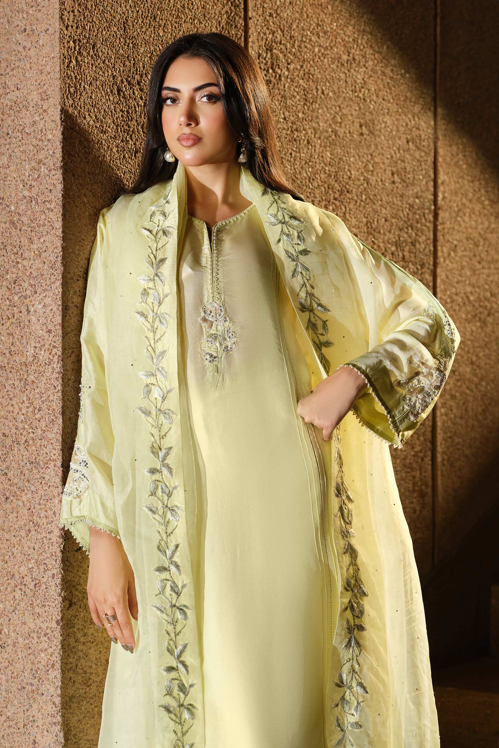 3 Piece Embroidered Tassel Silk Suit