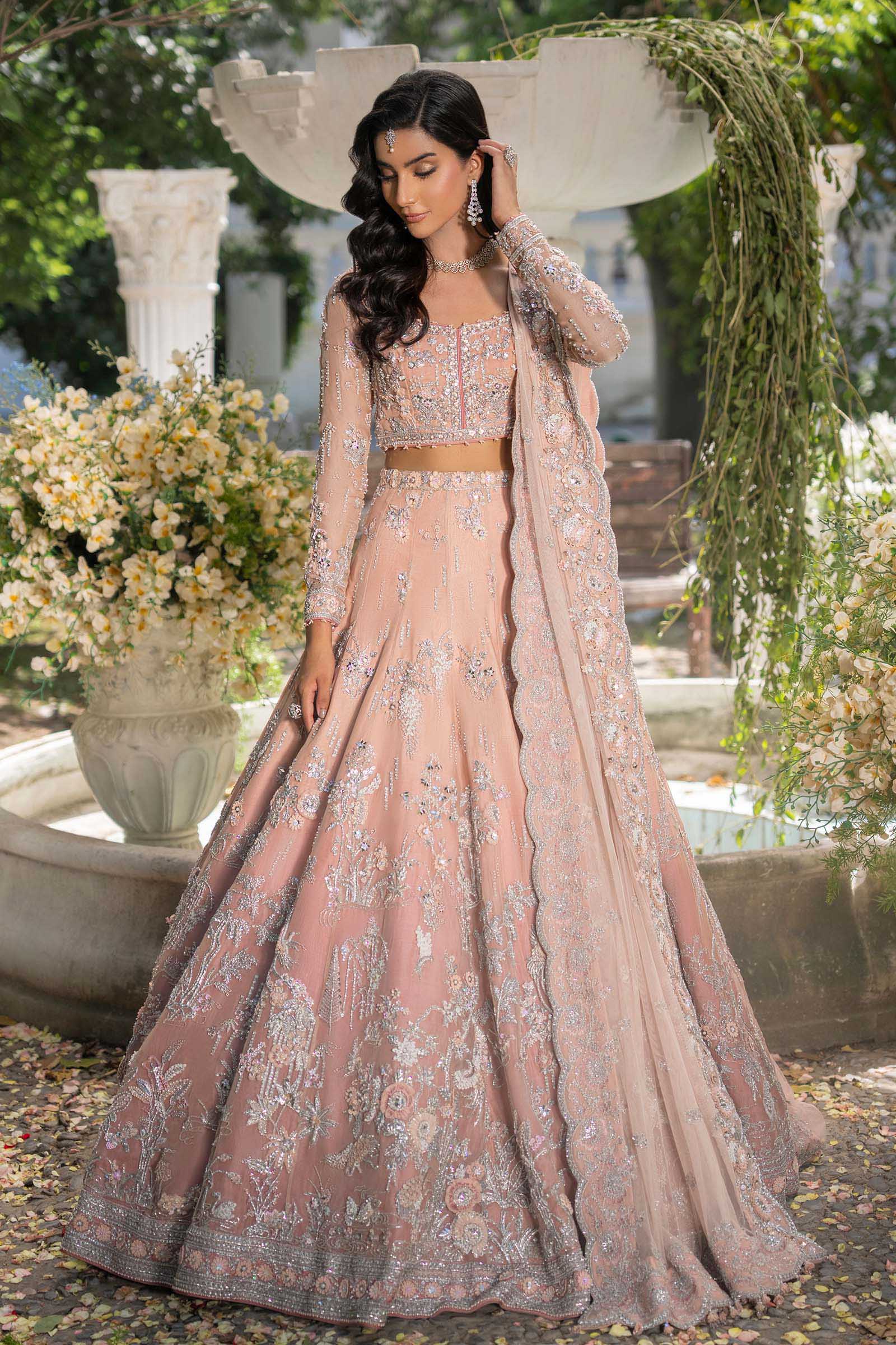 Elain - photo 1