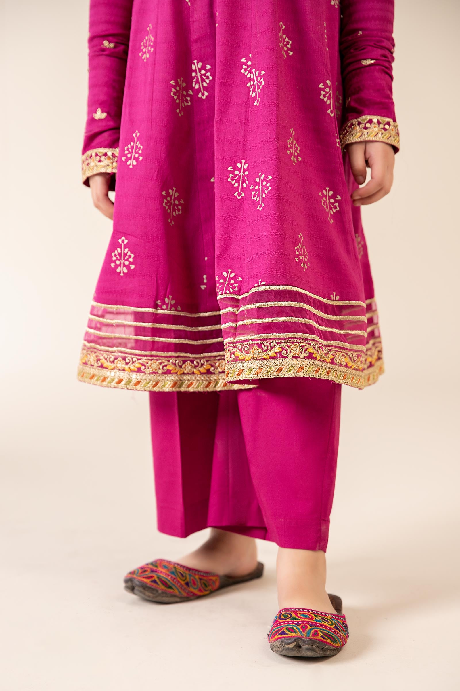 3 Piece Embroidered Lawn Suit