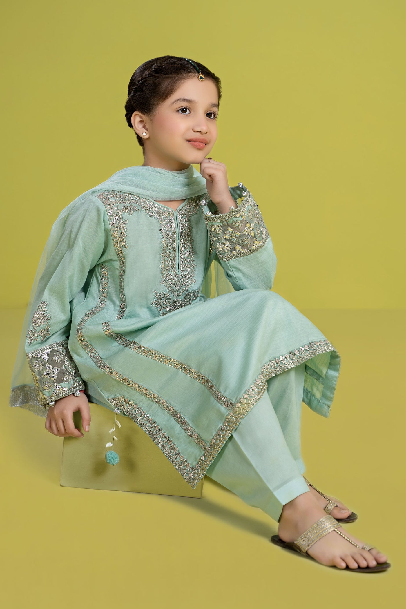3 PIECE EMBROIDERED DOBBY SUIT | MKD-EF24-02