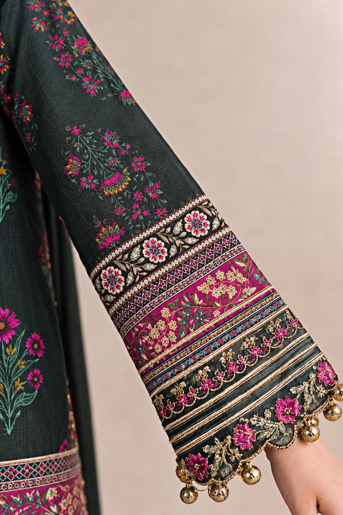 3 Piece Embroidered Khaddar Suit