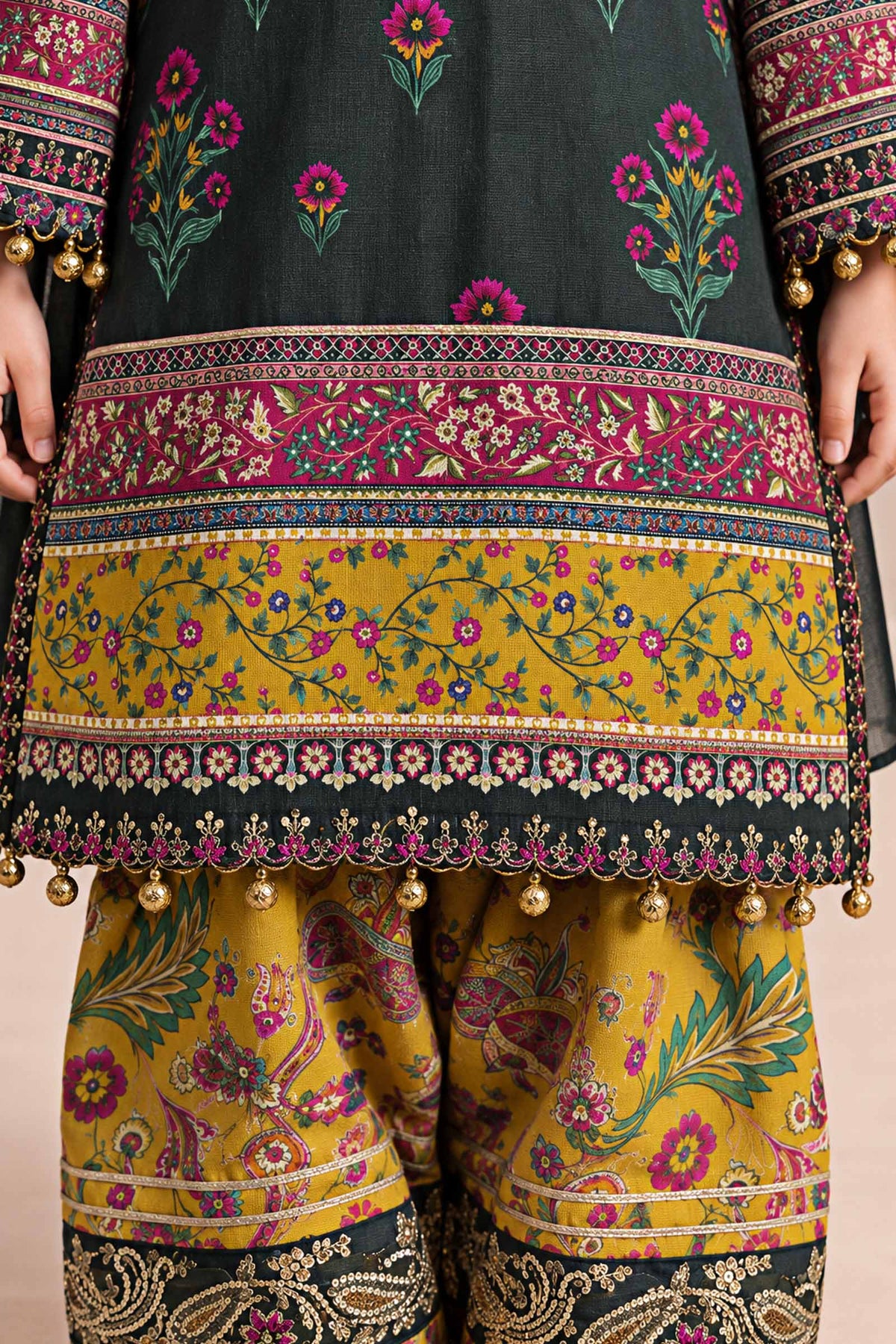 3 Piece Embroidered Khaddar Suit