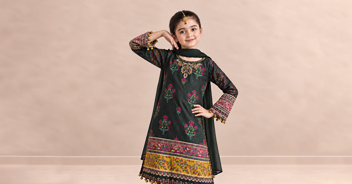 3 Piece Embroidered Khaddar Suit