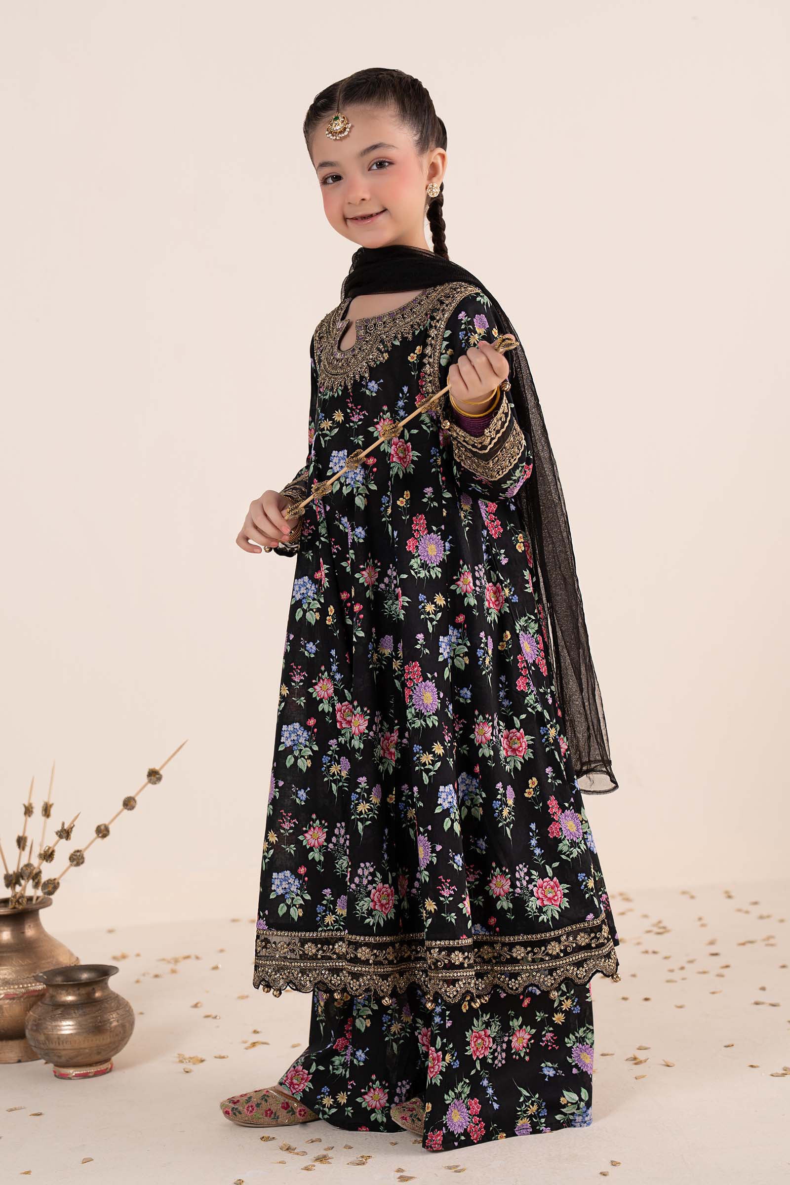 3 Piece Embroidered Lawn Suit