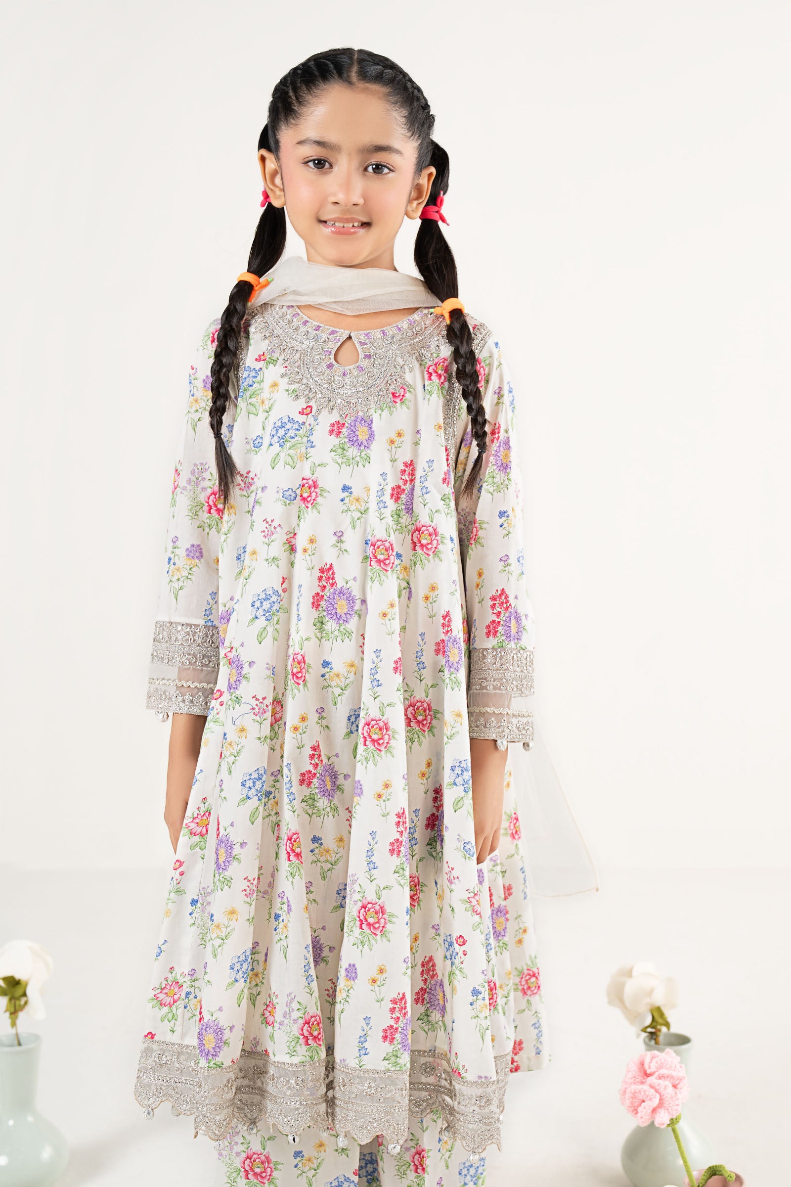 3 Piece Embroidered Lawn Suit