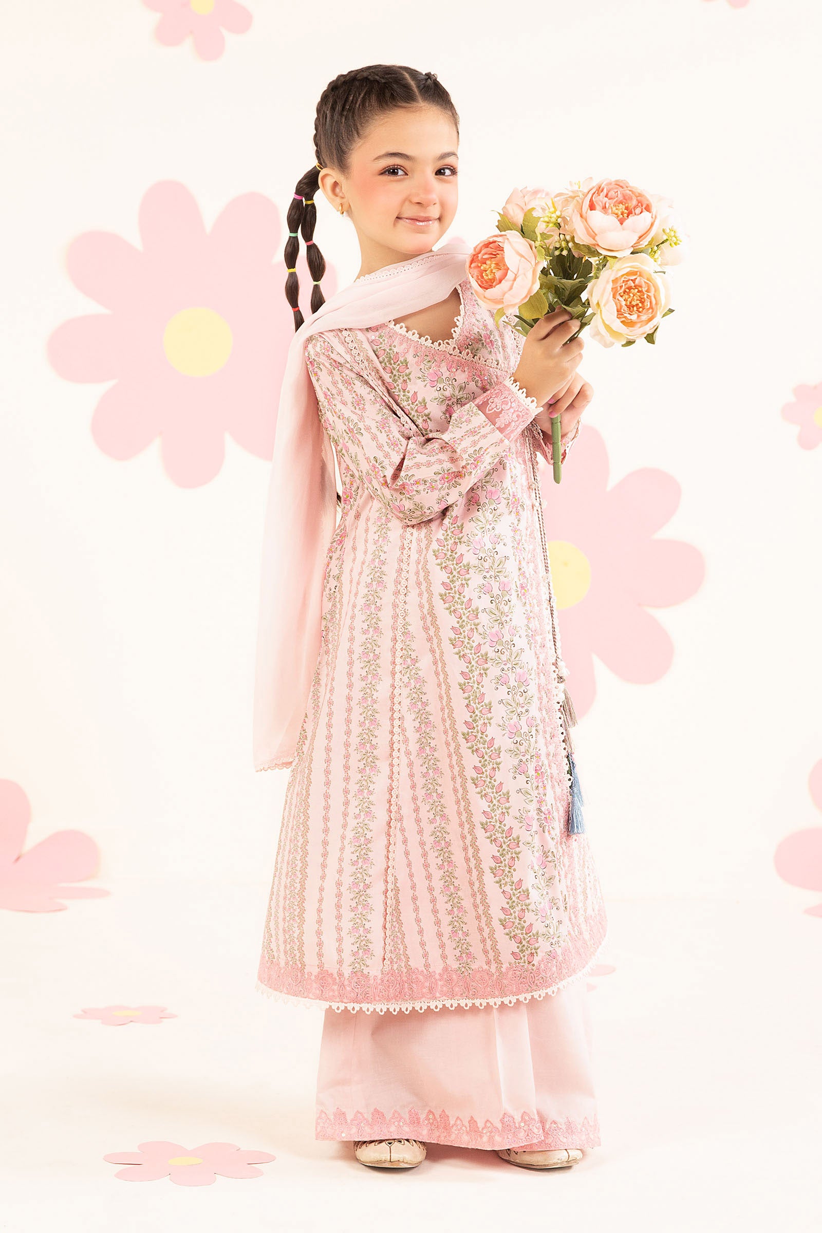 3 Piece Embroidered Lawn Suit