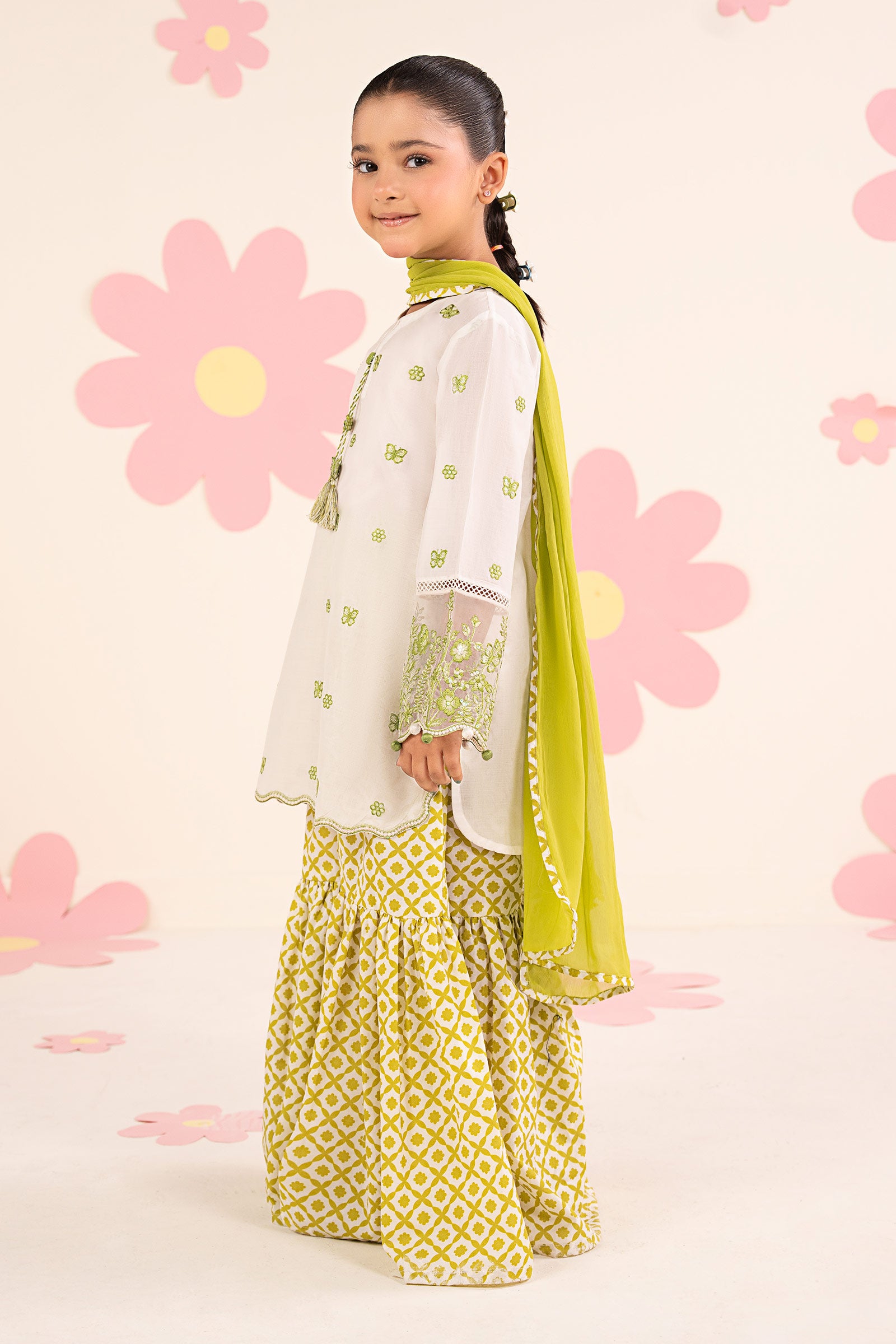 3 Piece Embroidered Lawn Suit