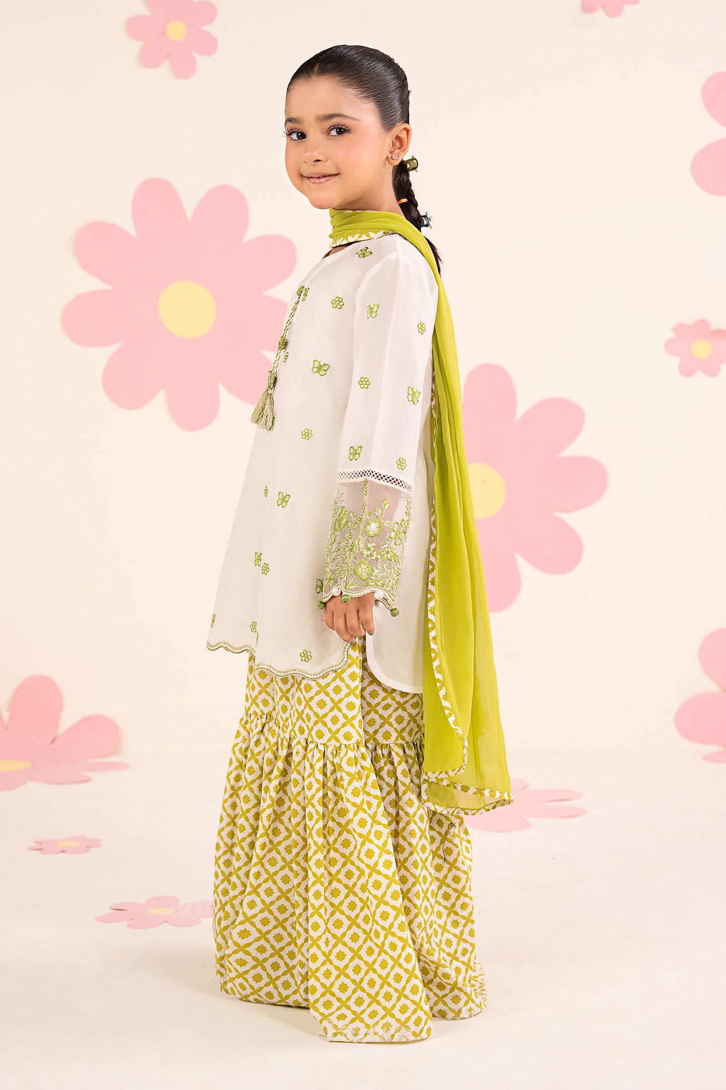 3 Piece Embroidered Lawn Suit