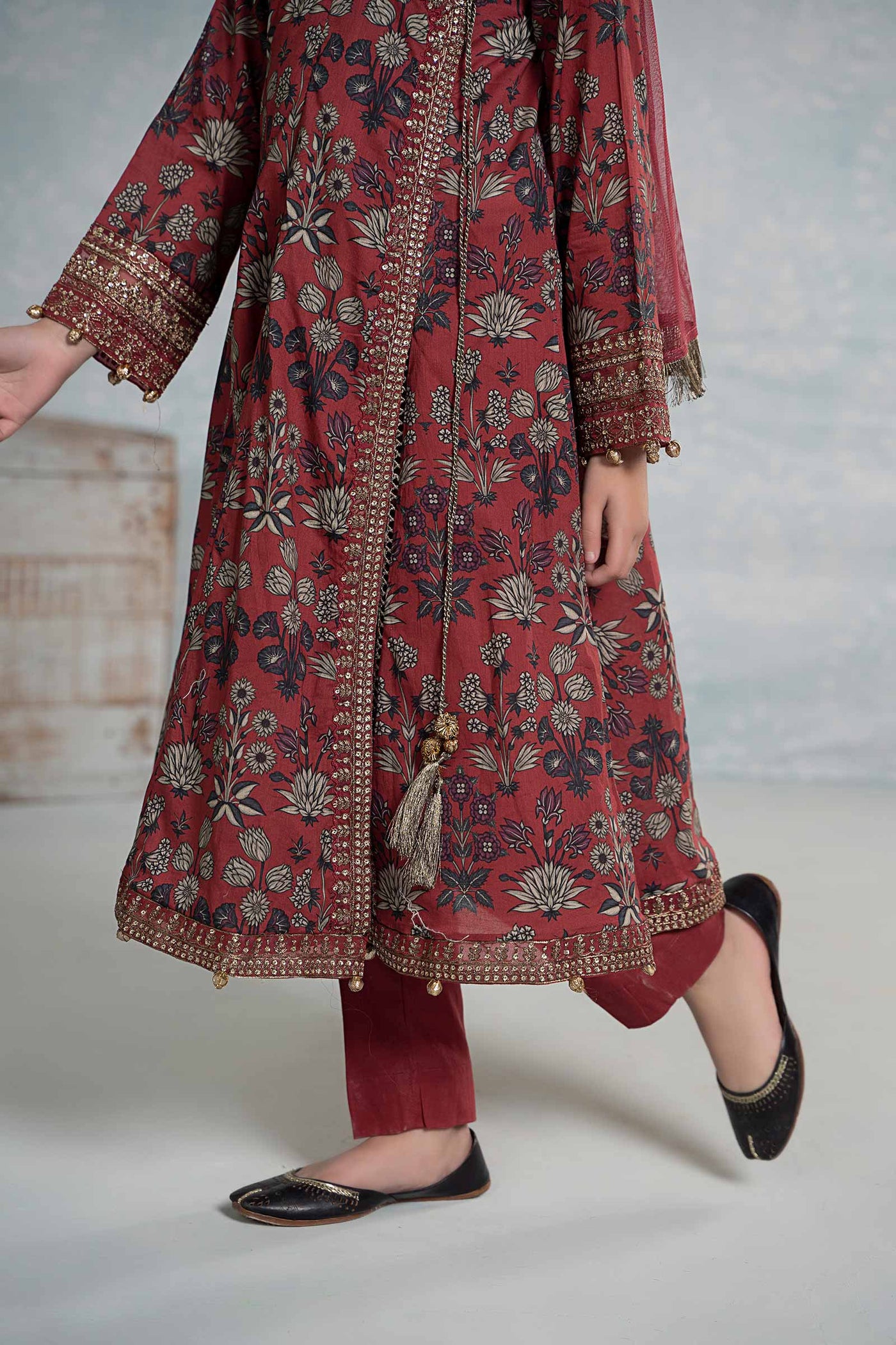 3 PIECE EMBROIDERED LAWN SUIT | MKD-EF24-26