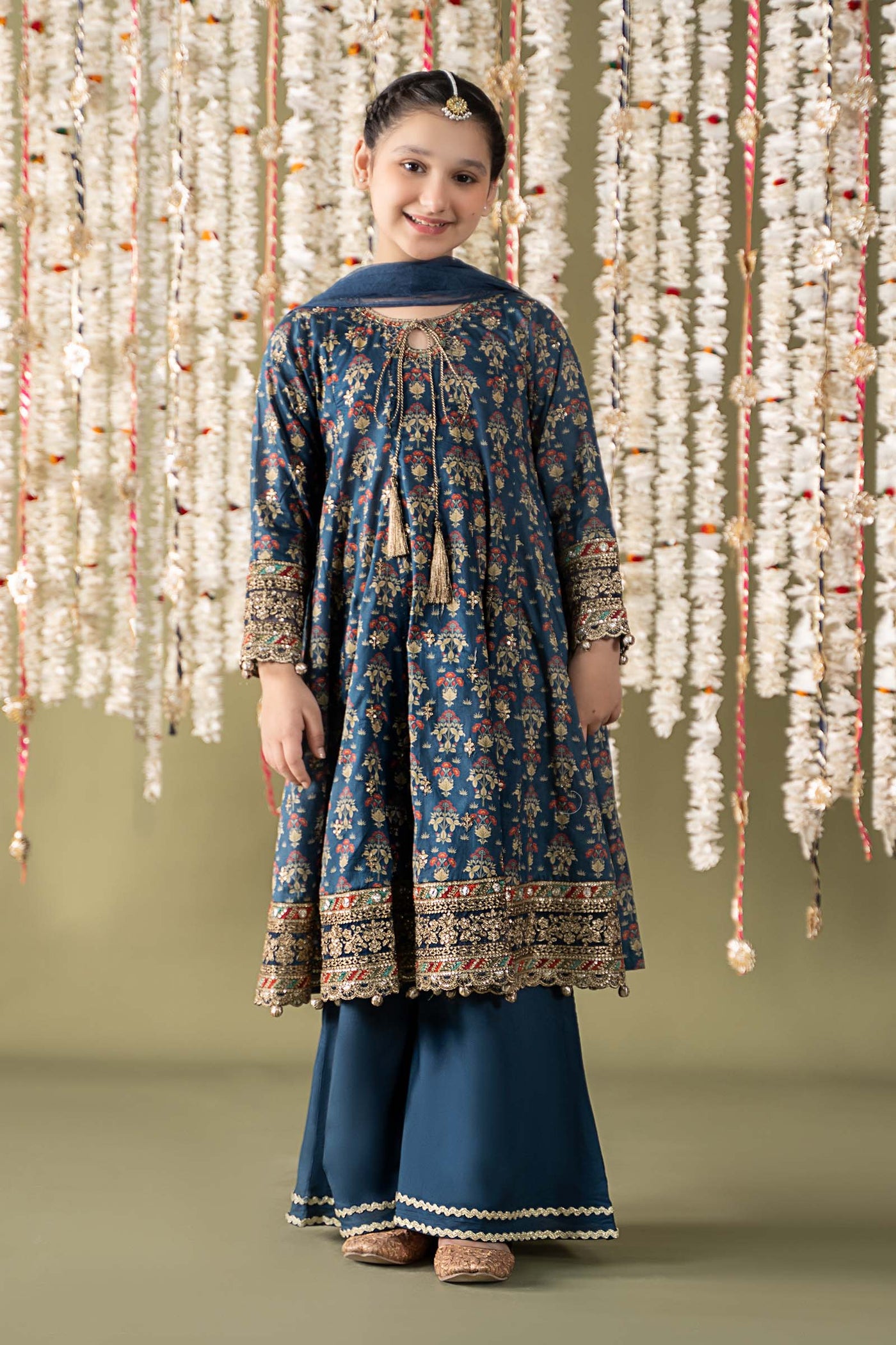 3 Piece Embroidered Lawn Suit