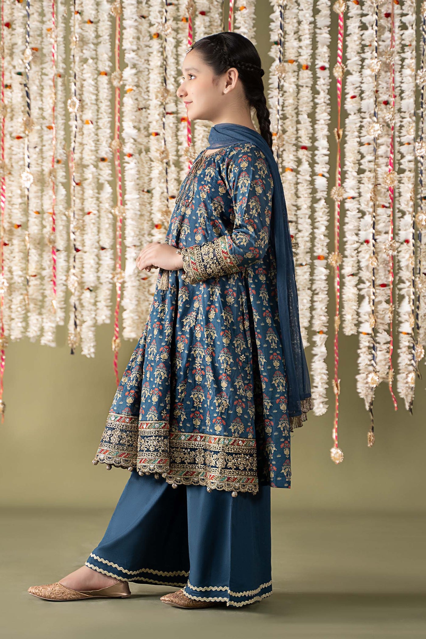3 Piece Embroidered Lawn Suit