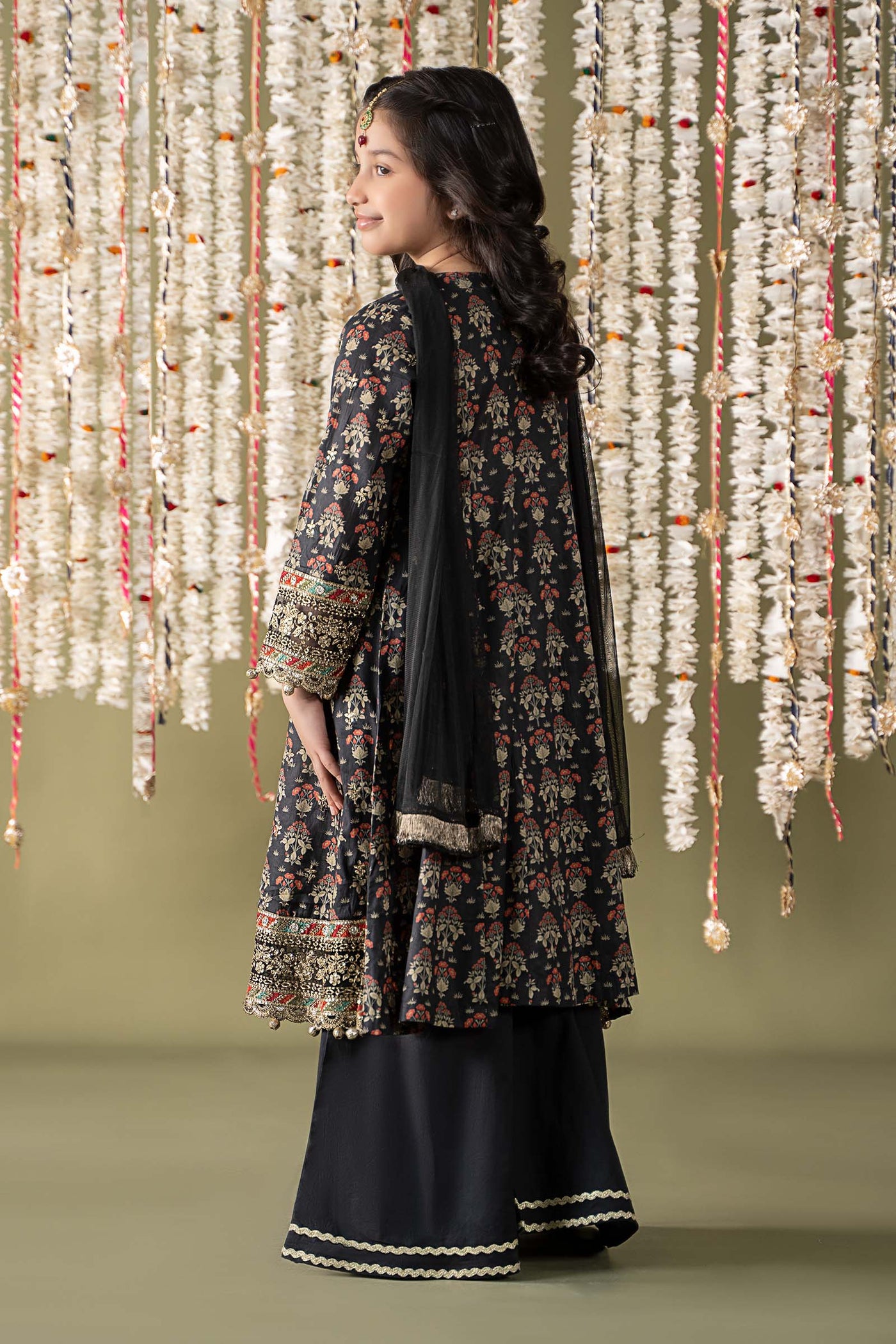 3 Piece Embroidered Lawn Suit