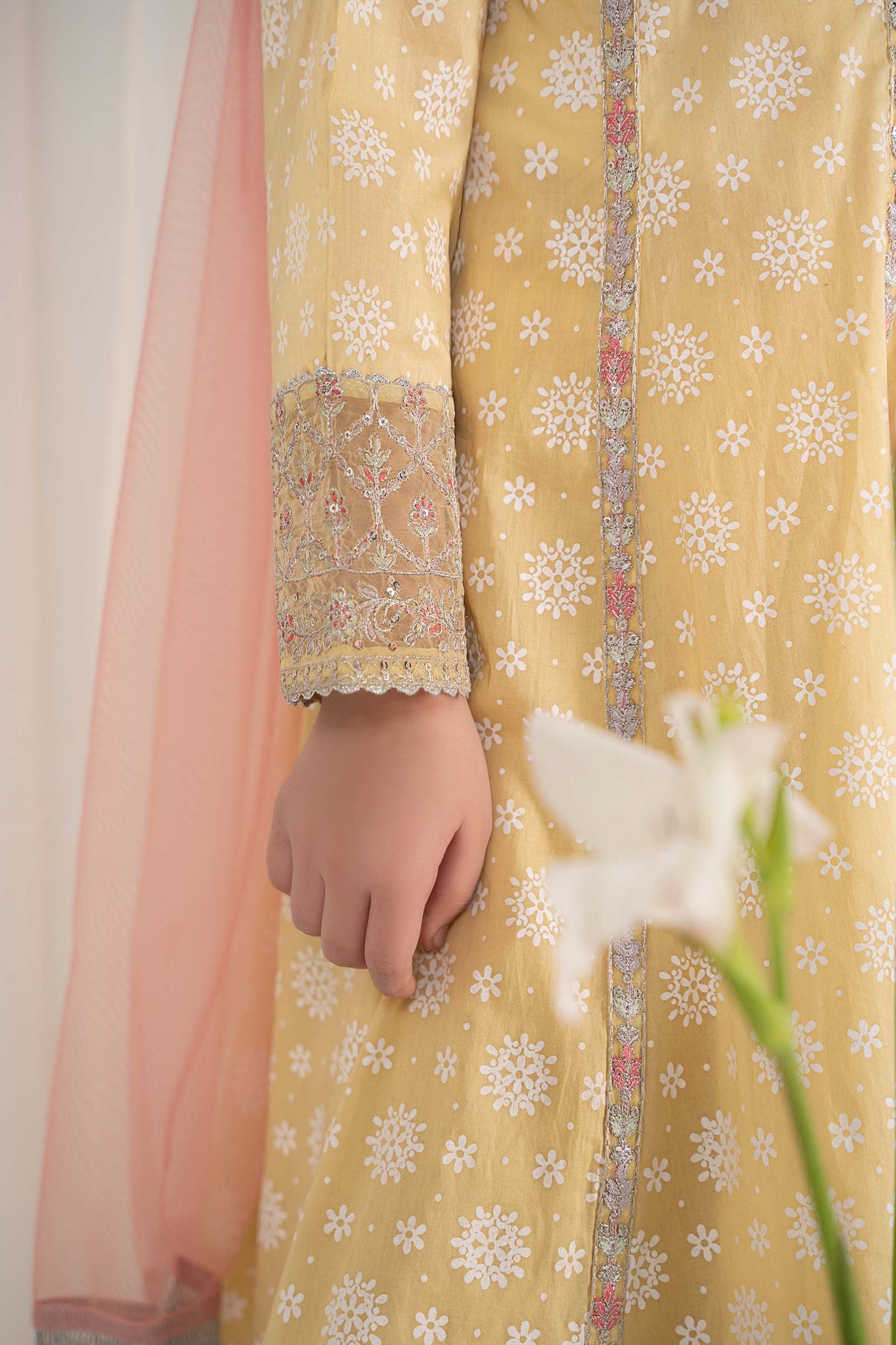3 Piece Embroidered Lawn Suit