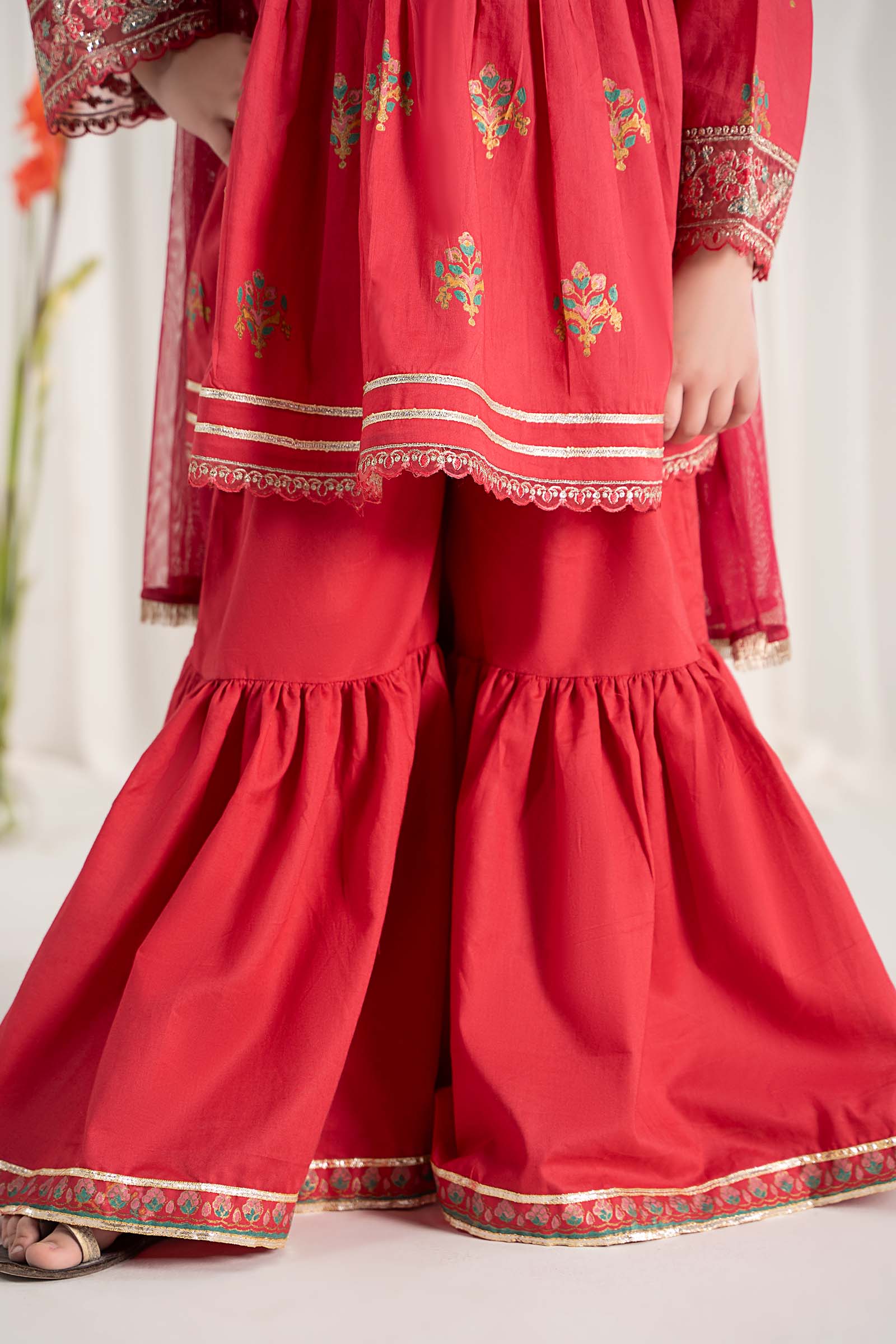 3 Piece Embroidered Lawn Suit