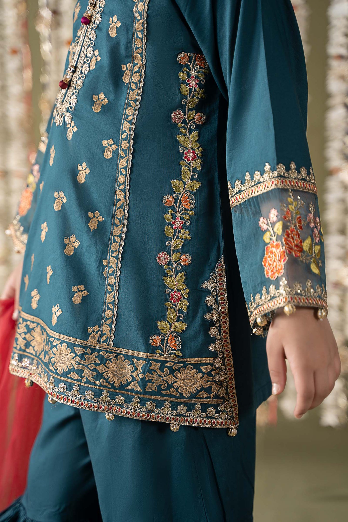 3 Piece Embroidered Lawn Suit