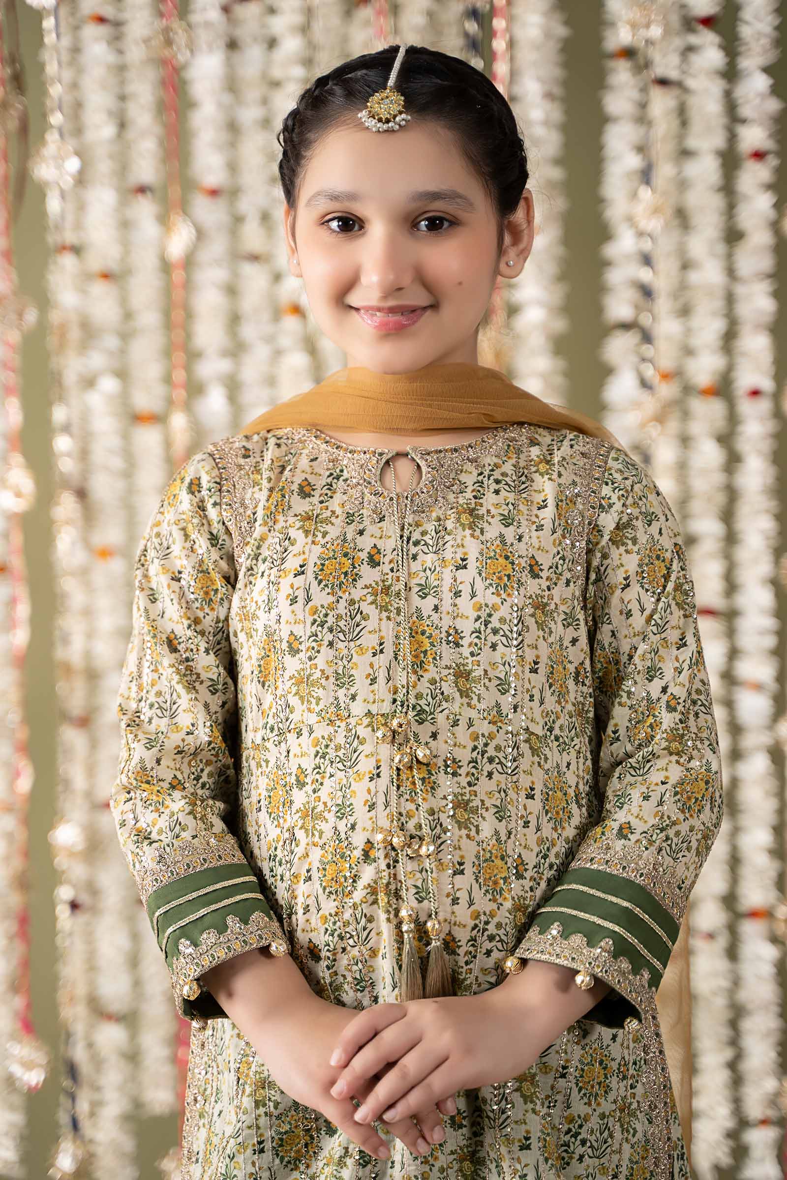 3 Piece Embroidered Lawn Suit