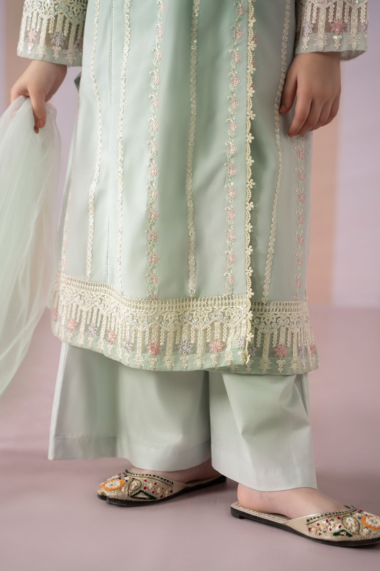 3 Piece Embroidered Lawn Suit