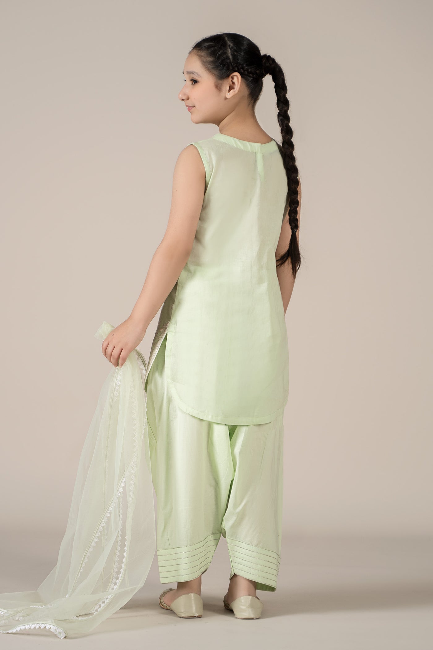 3 Piece Embroidered Lawn Suit