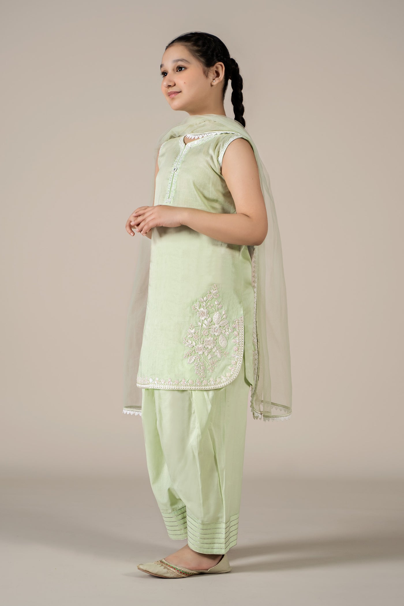 3 Piece Embroidered Lawn Suit
