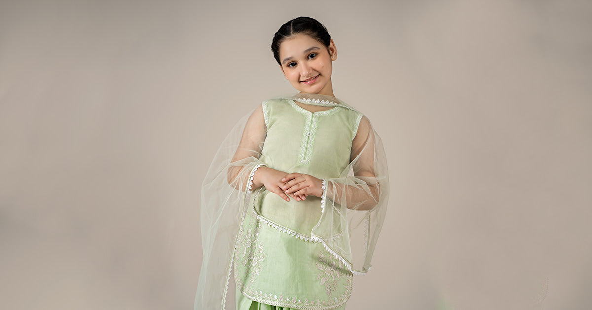 3 Piece Embroidered Lawn Suit