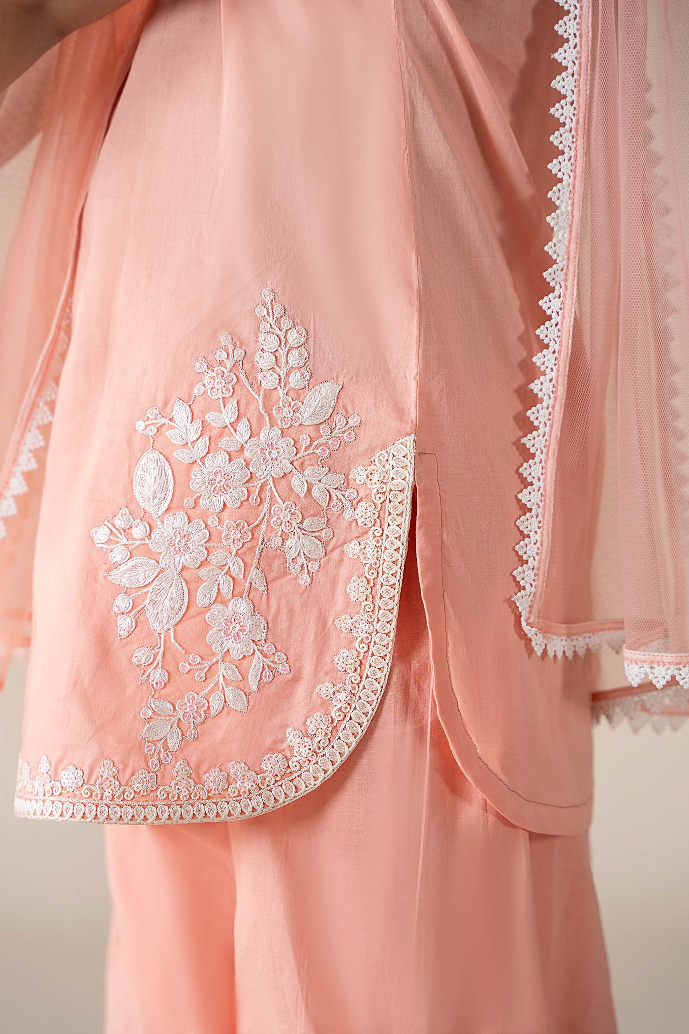 3 Piece Embroidered Lawn Suit