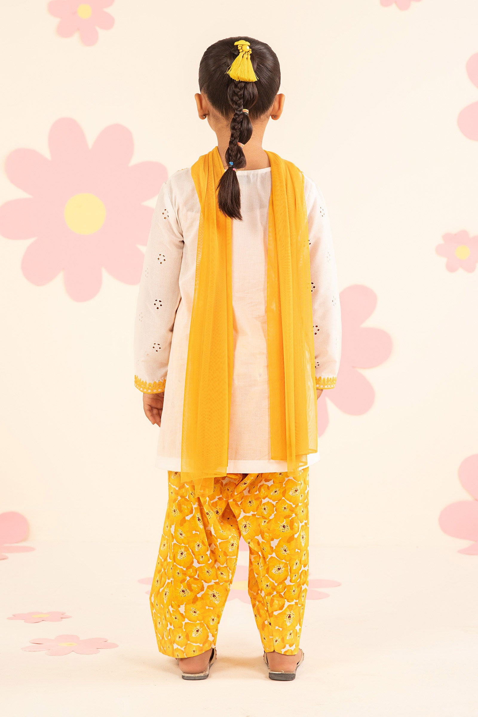 3 Piece Embroidered Lawn Suit