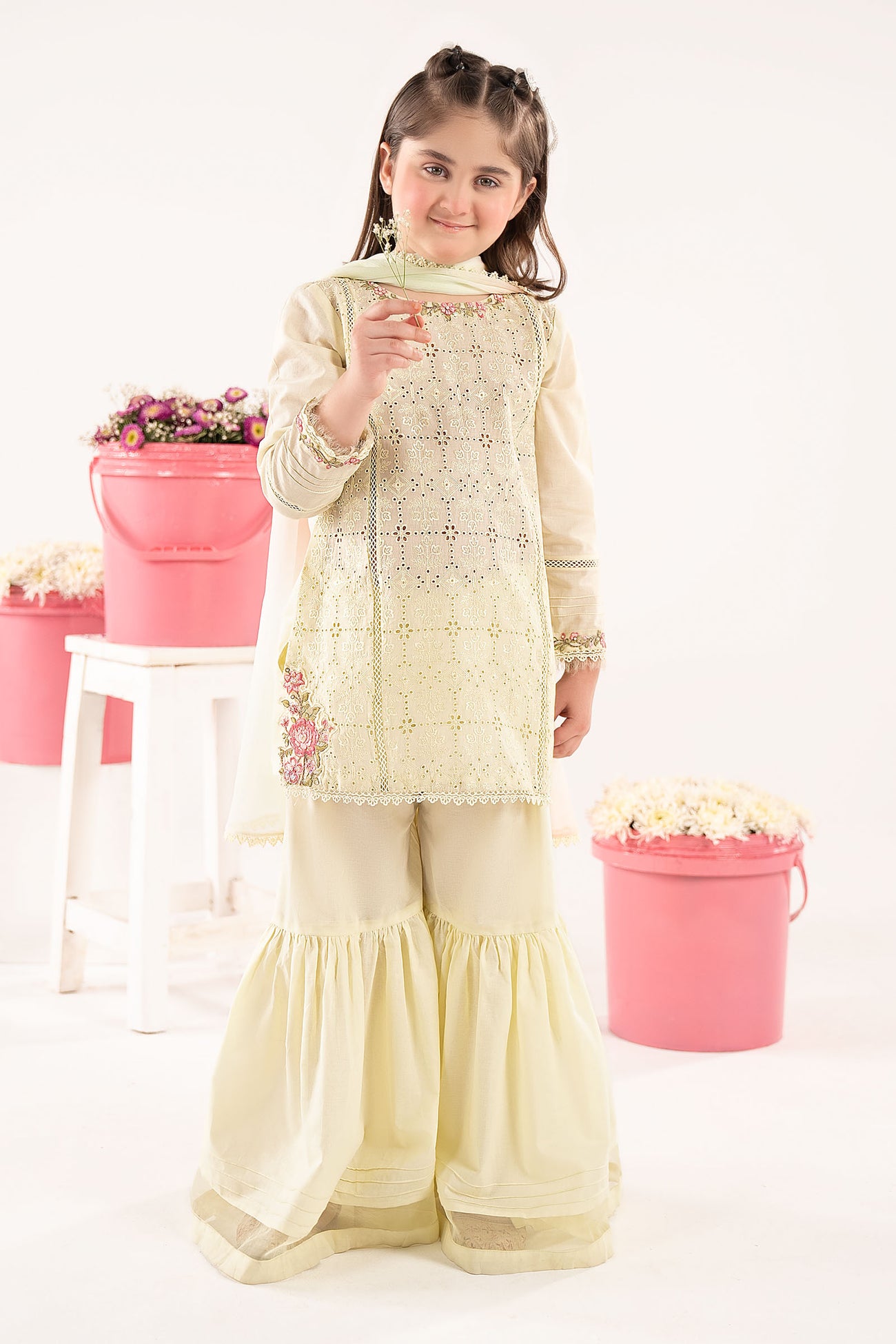 3 Piece Embroidered Lawn Suit