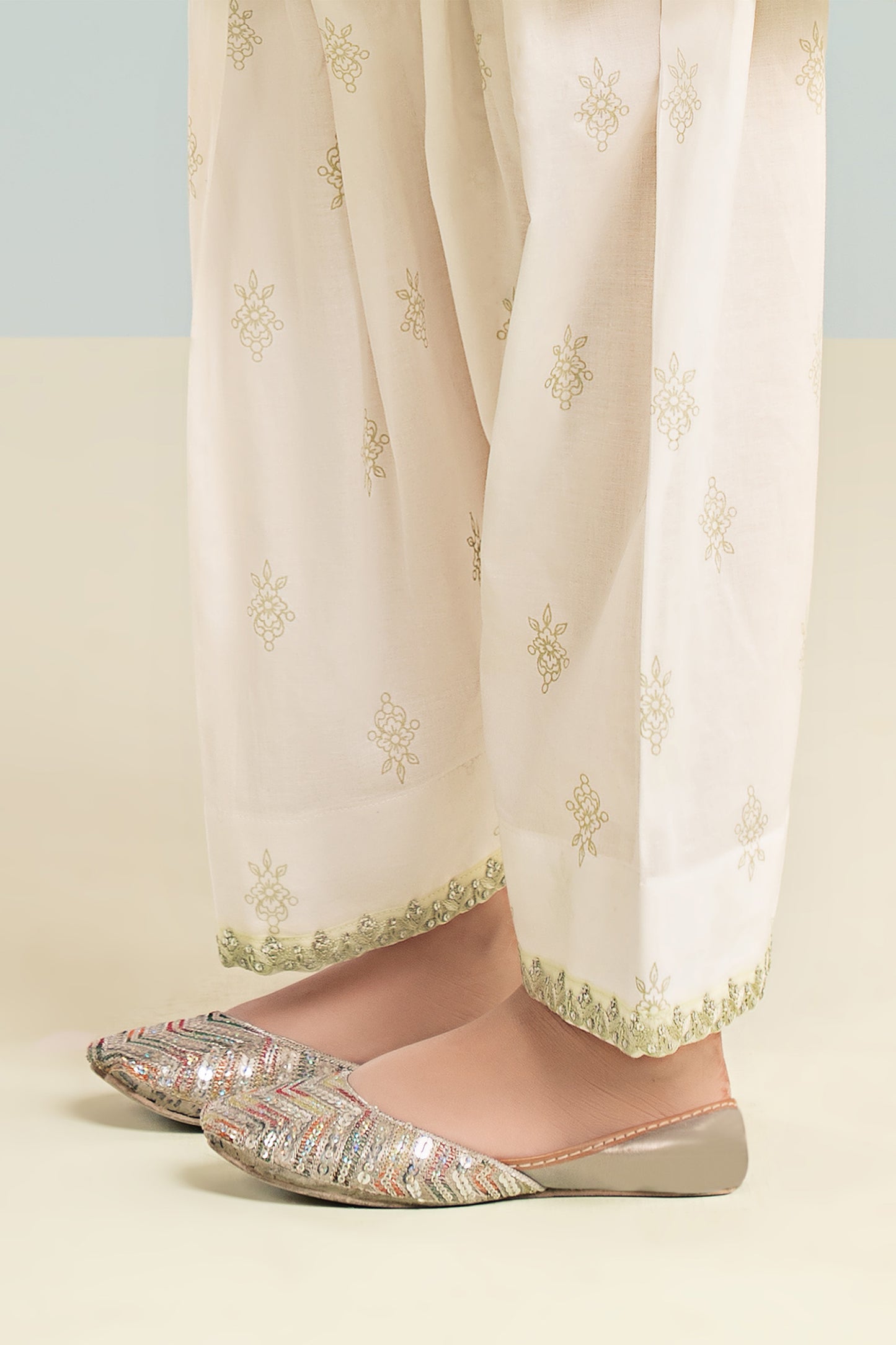 3 Piece Embroidered Striped Lurex Yarn Dyed Suit