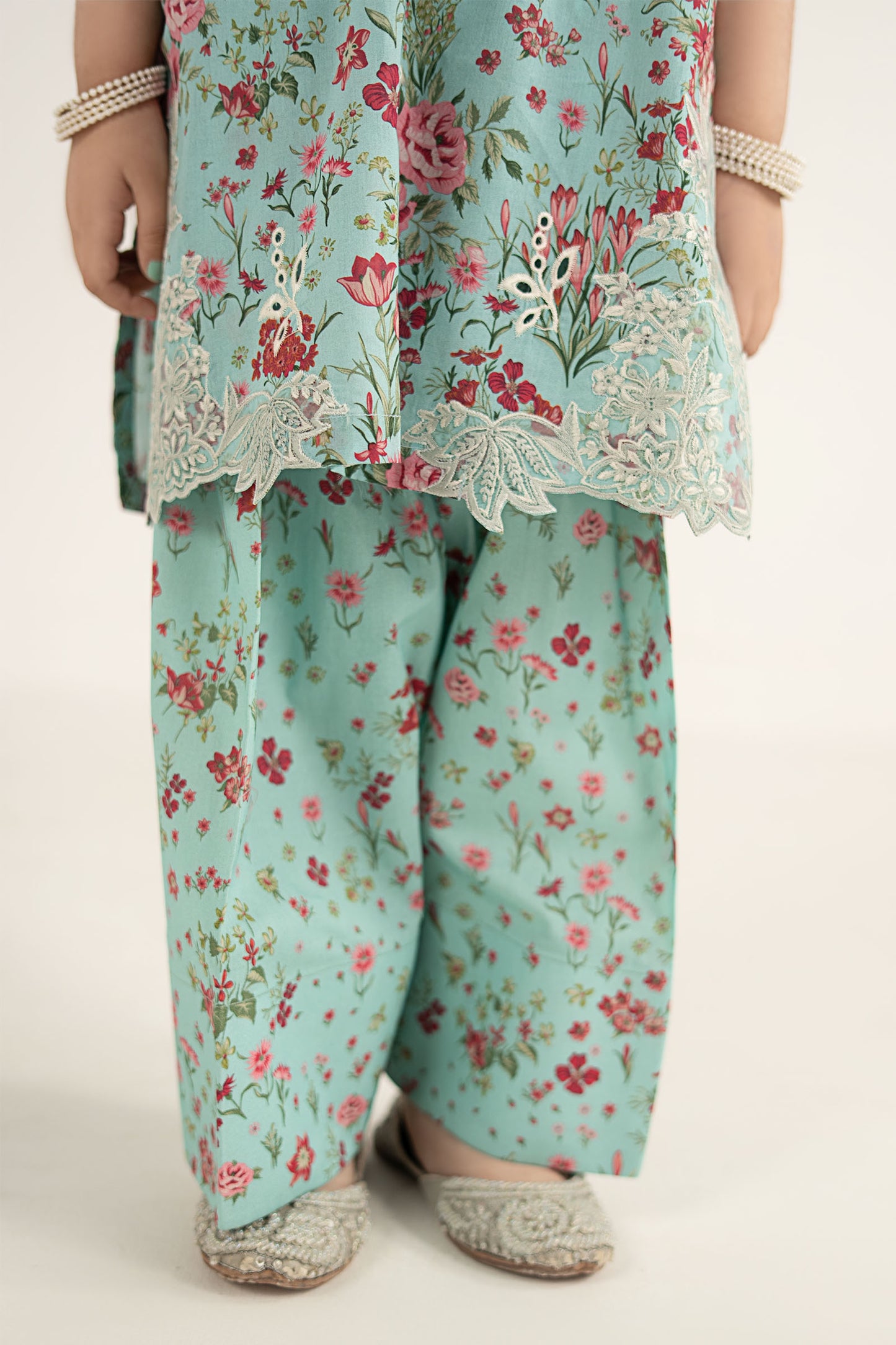 3 Piece Embroidered Lawn Suit