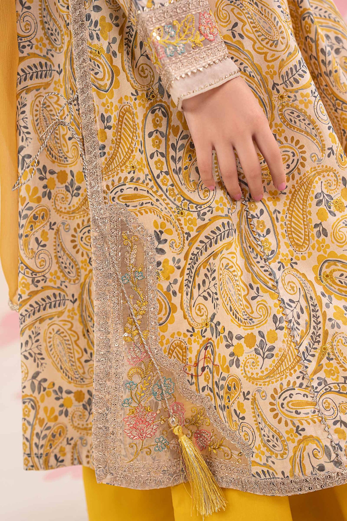 3 Piece Embroidered Lawn Suit