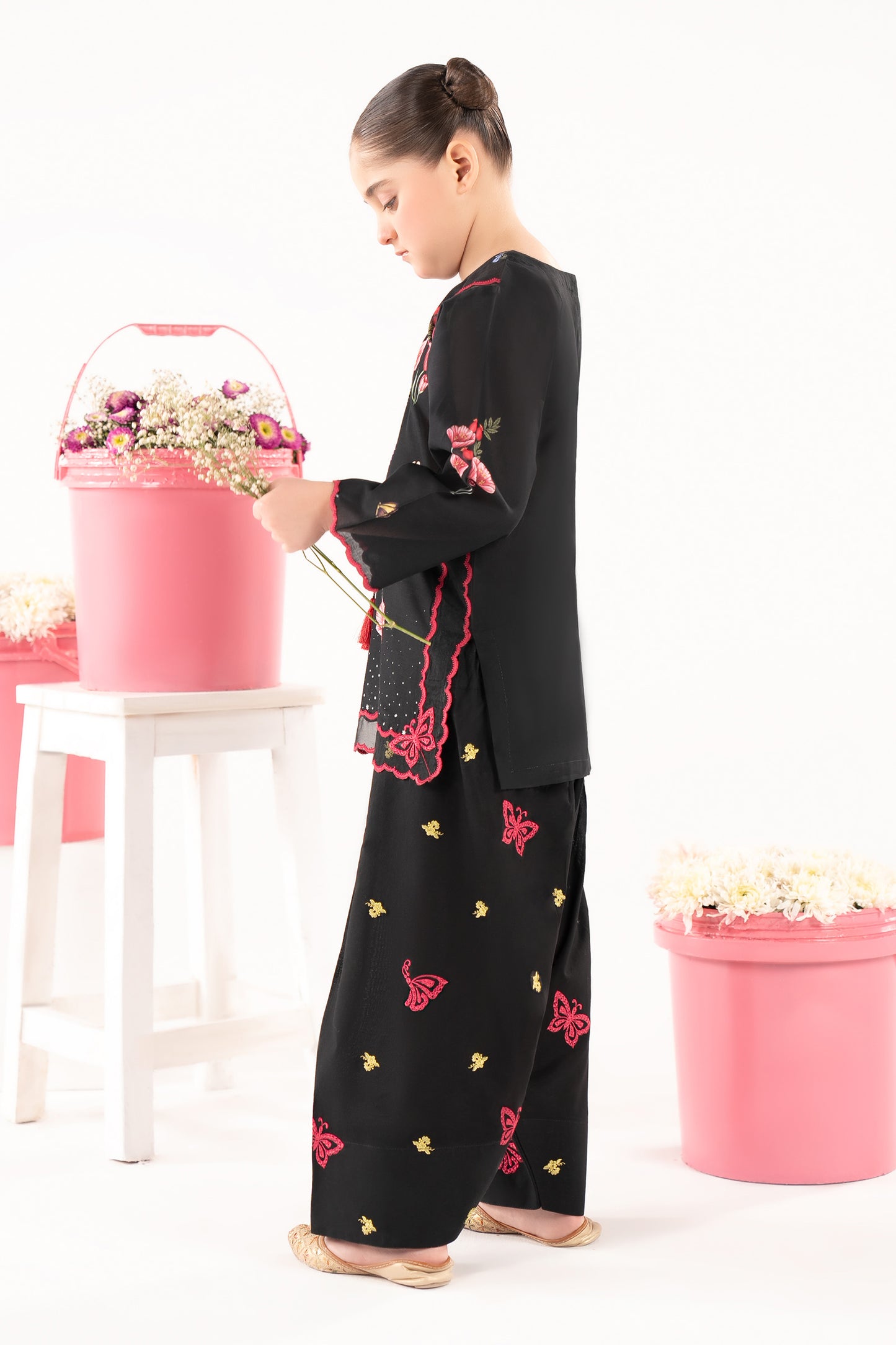 2 Piece Embroidered Lawn Suit