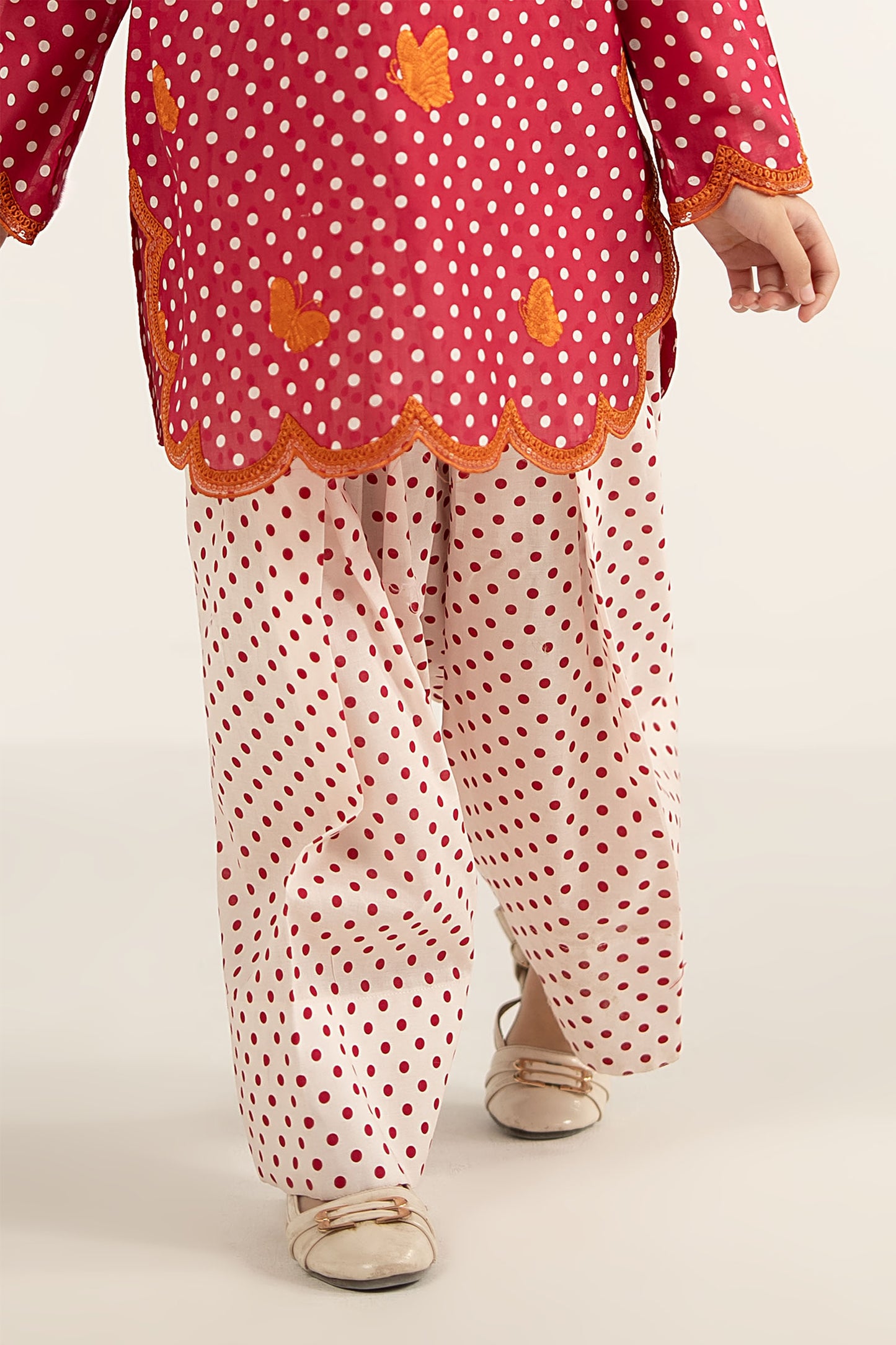 2 Piece Embroidered Lawn Suit