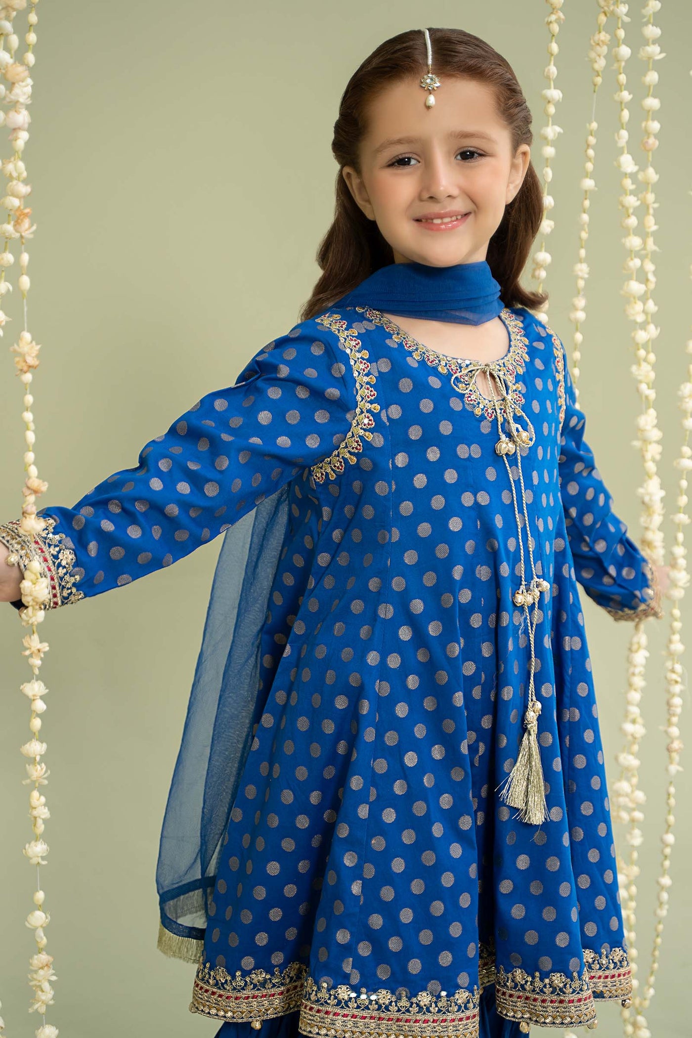 3 Piece Embroidered Jacquard Broshia Suit