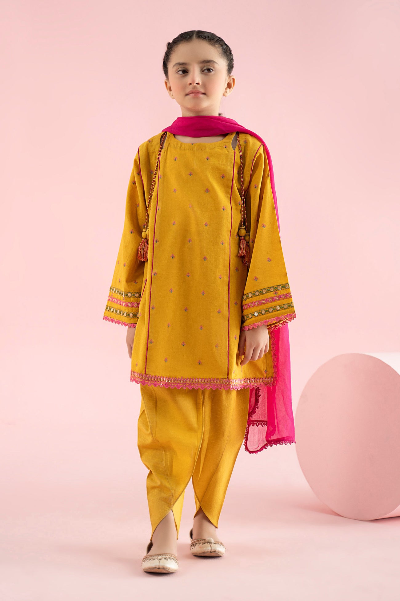 3 Piece Embroidered Jacquard Brochia Suit