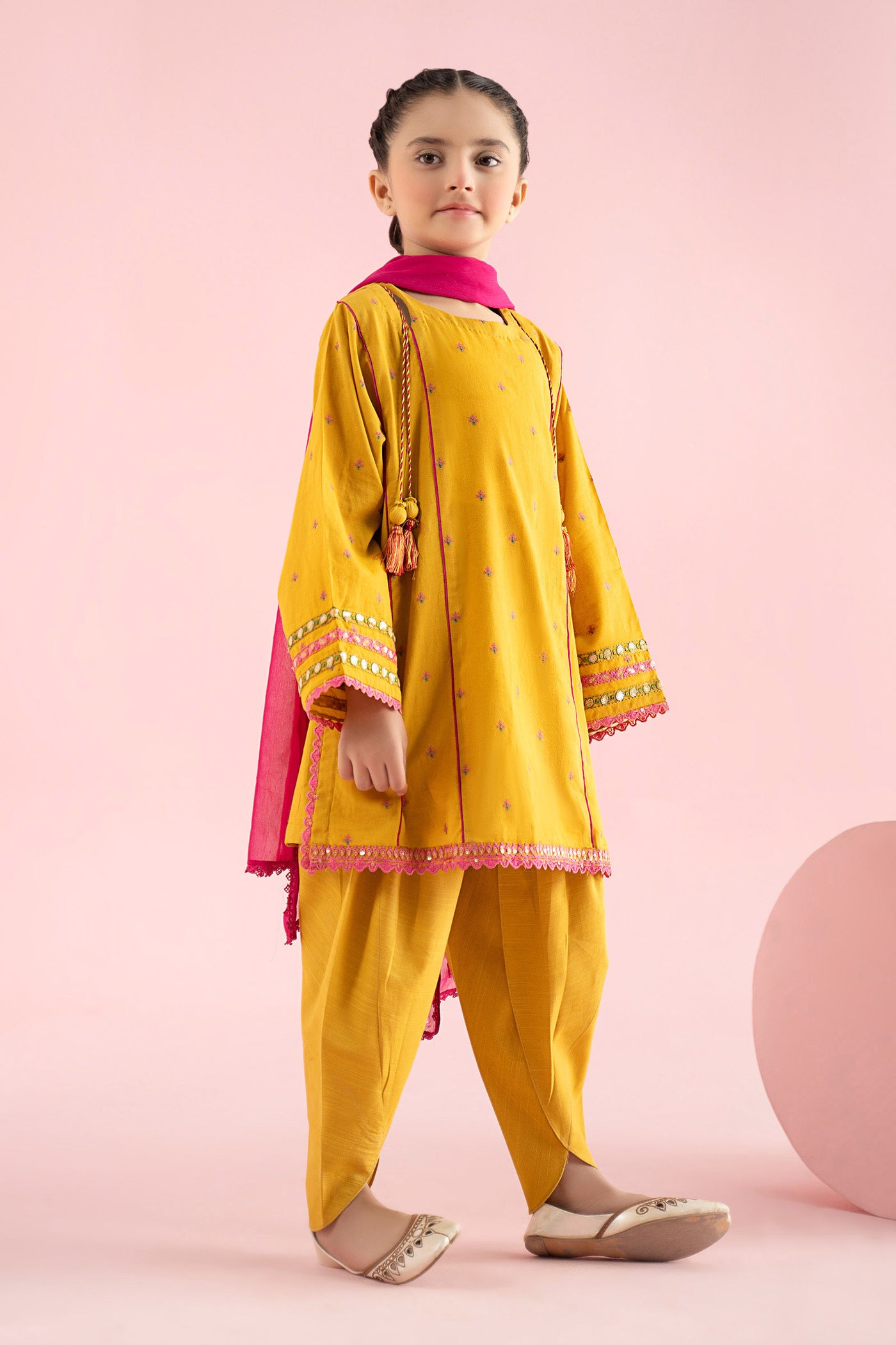 3 Piece Embroidered Jacquard Brochia Suit