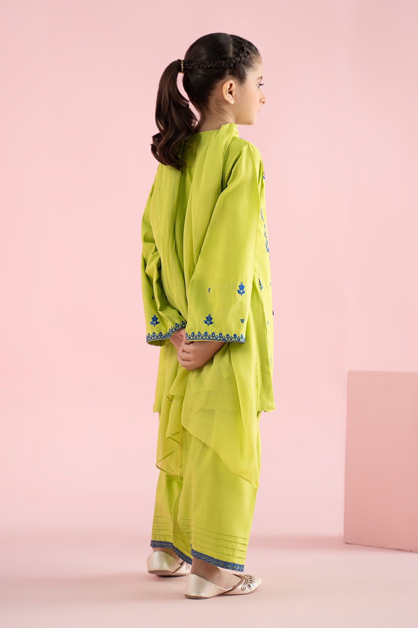 3 Piece Embroidered Khaddar Suit