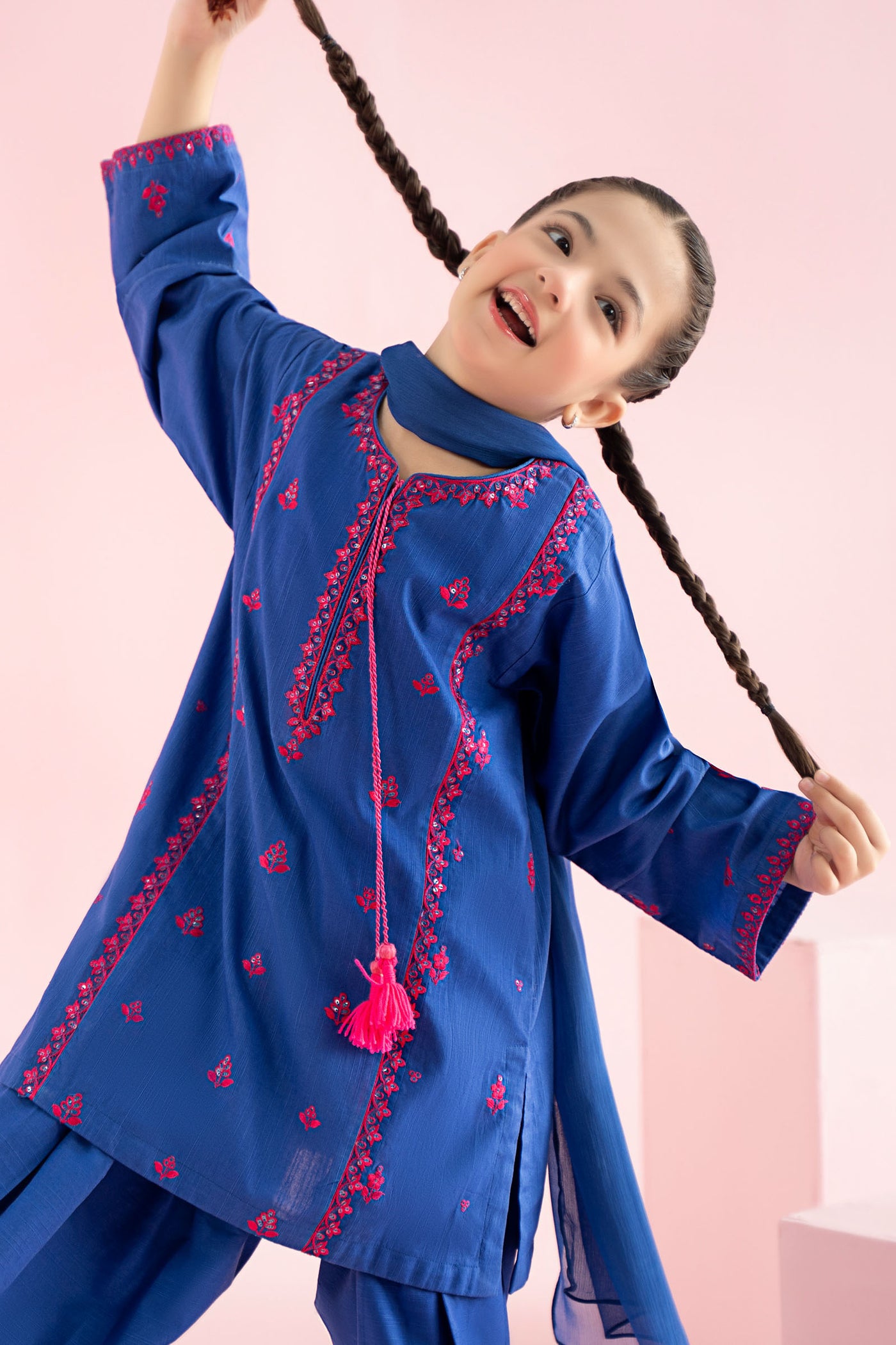 3 Piece Embroidered Khaddar Suit