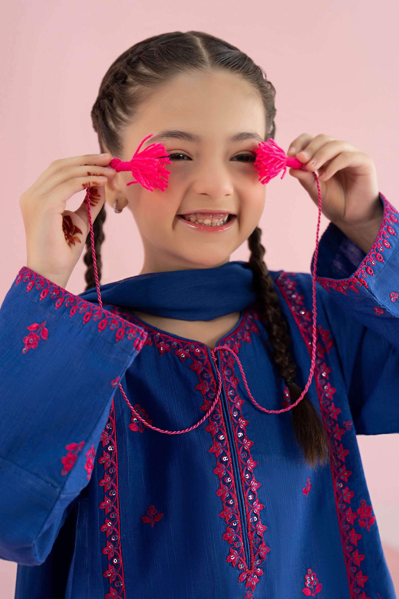 3 Piece Embroidered Khaddar Suit