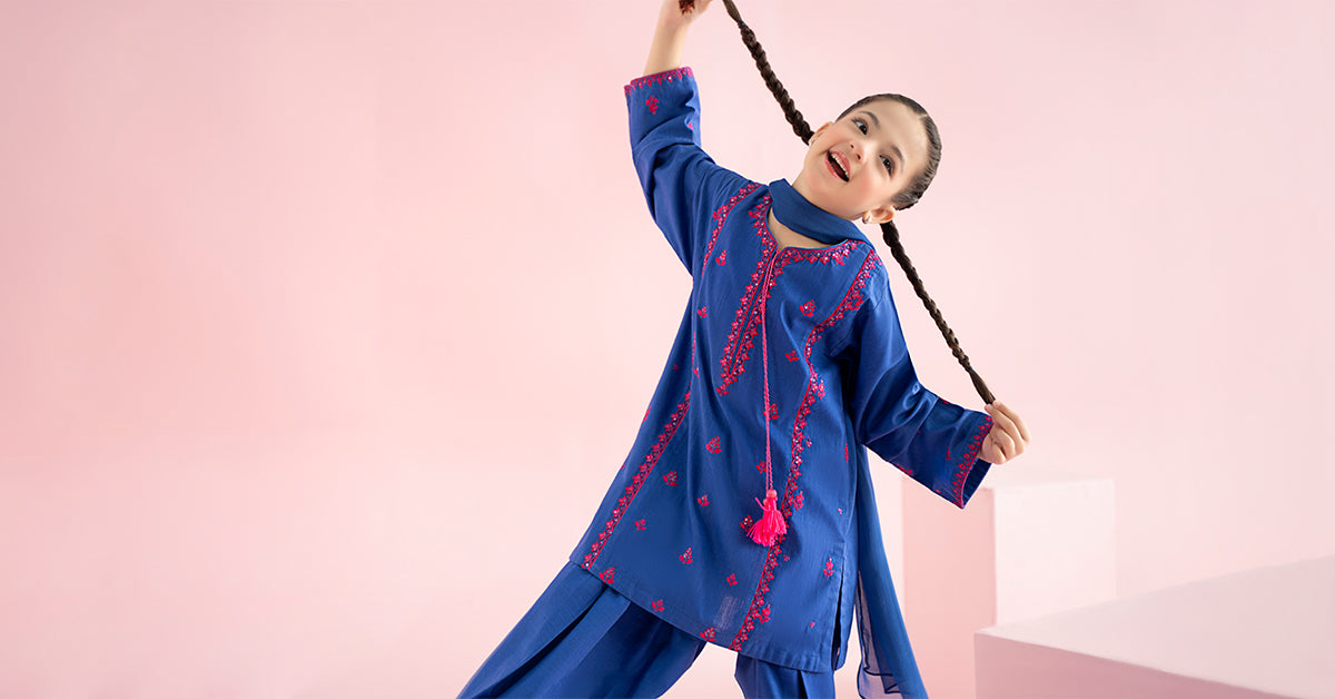 3 Piece Embroidered Khaddar Suit
